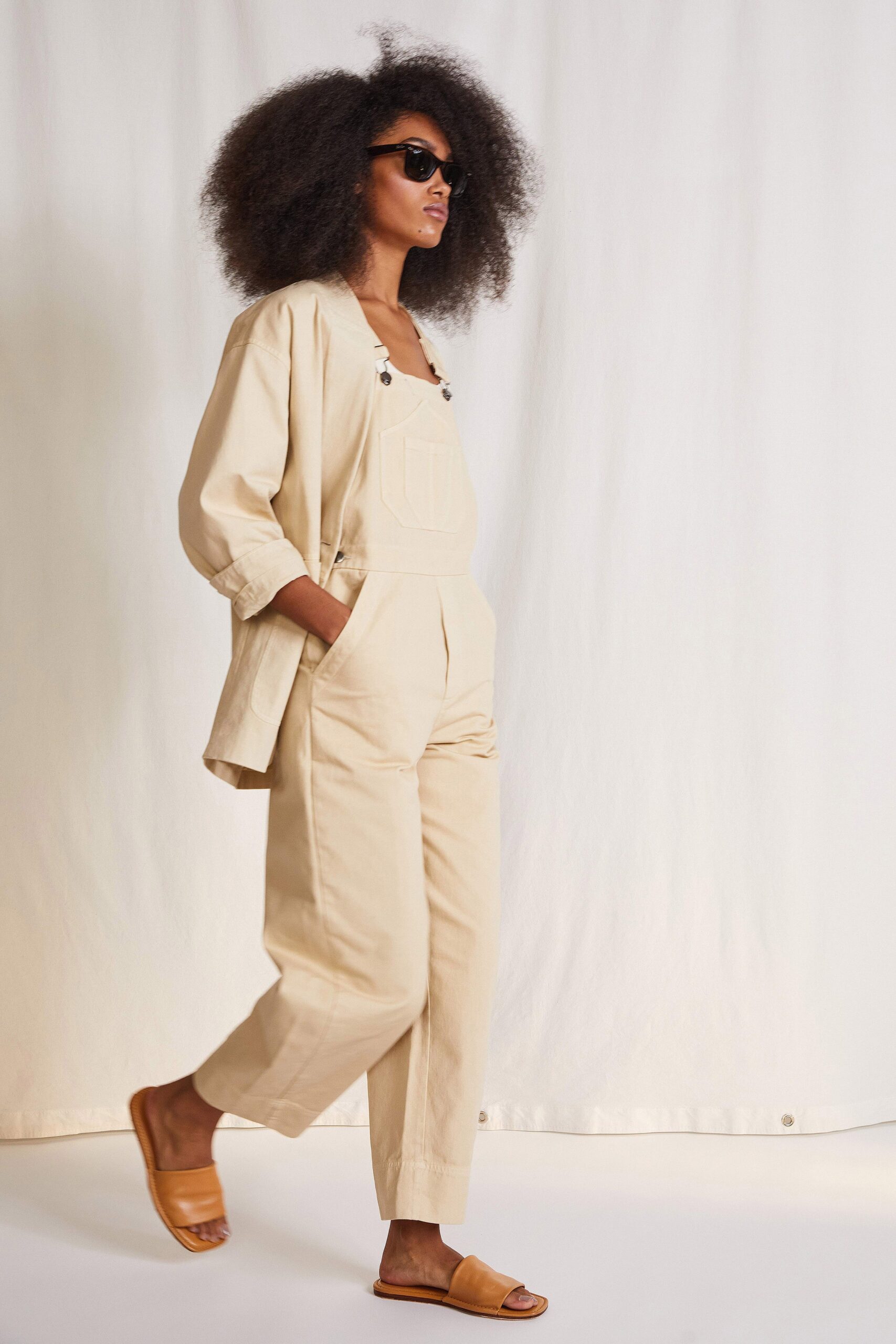 beige cotton sleeveless fitted pockets overalls