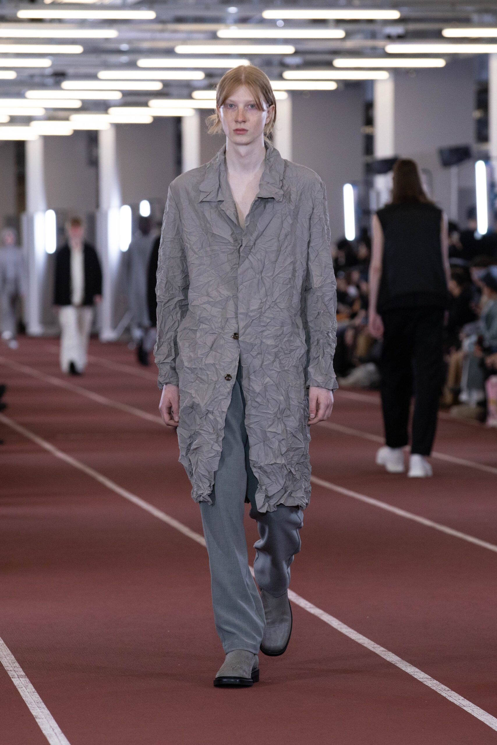 gray cotton long-sleeve collared relaxed draped coat