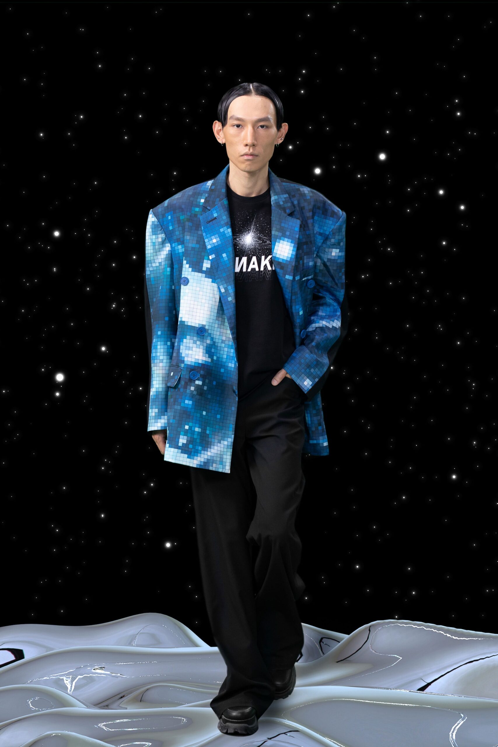 blue printed blazer with black t-shirt and pants