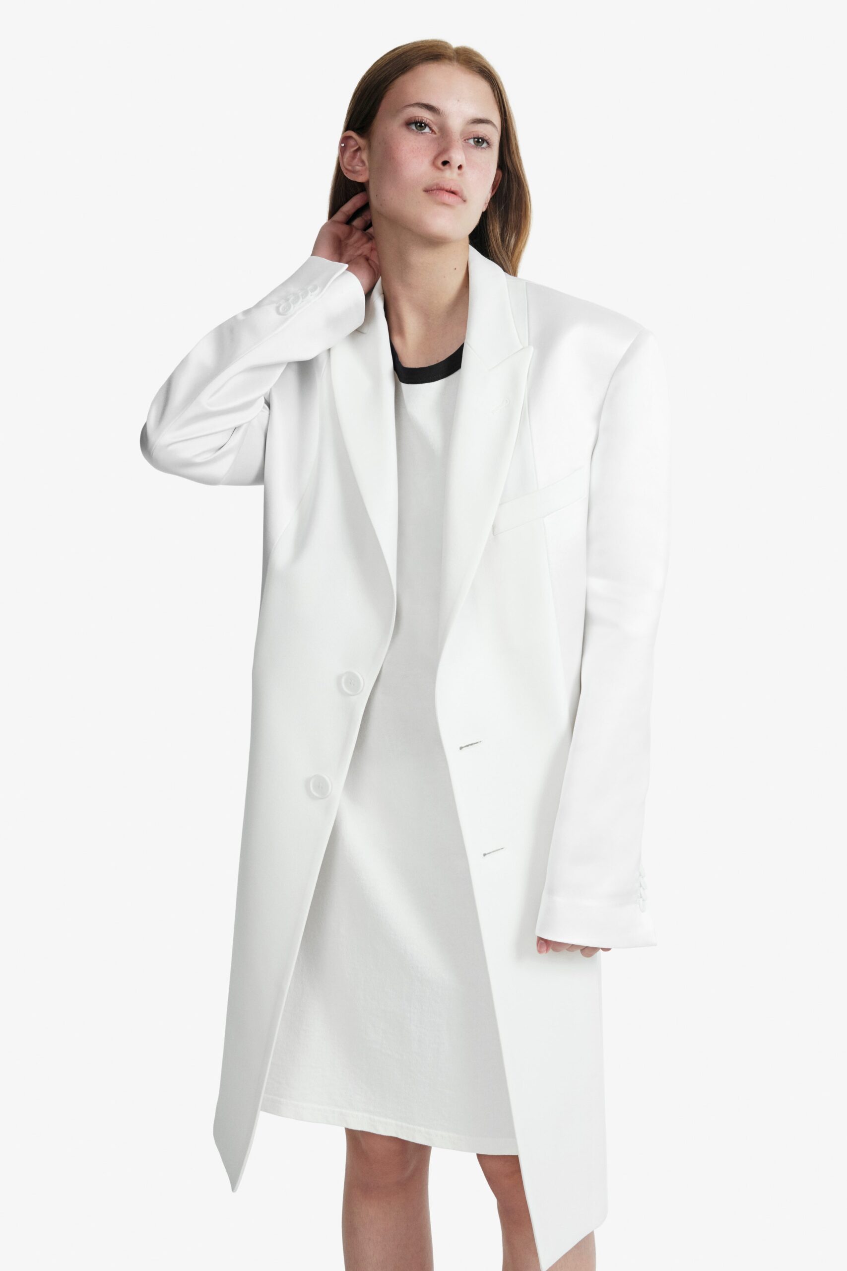 white cotton long-sleeve collared oversized midi coat