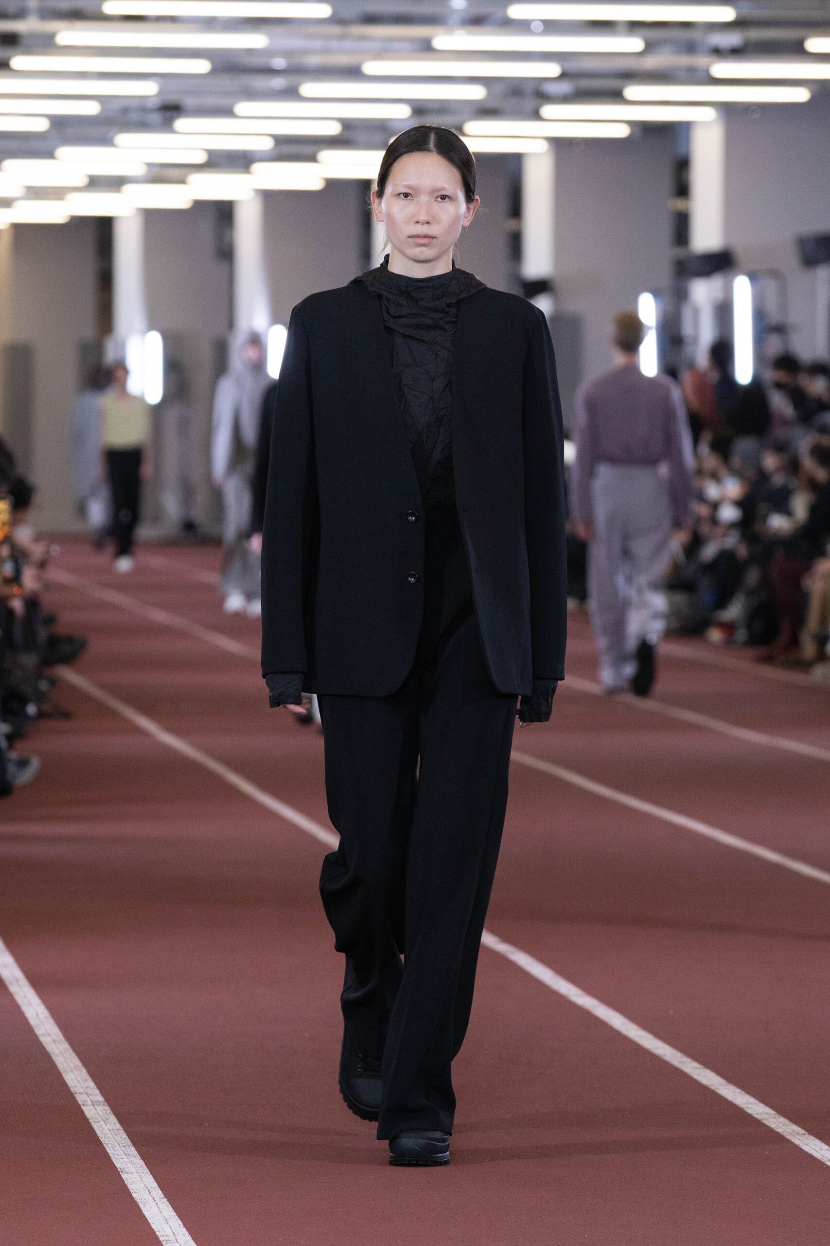 black oversized blazer and relaxed pants