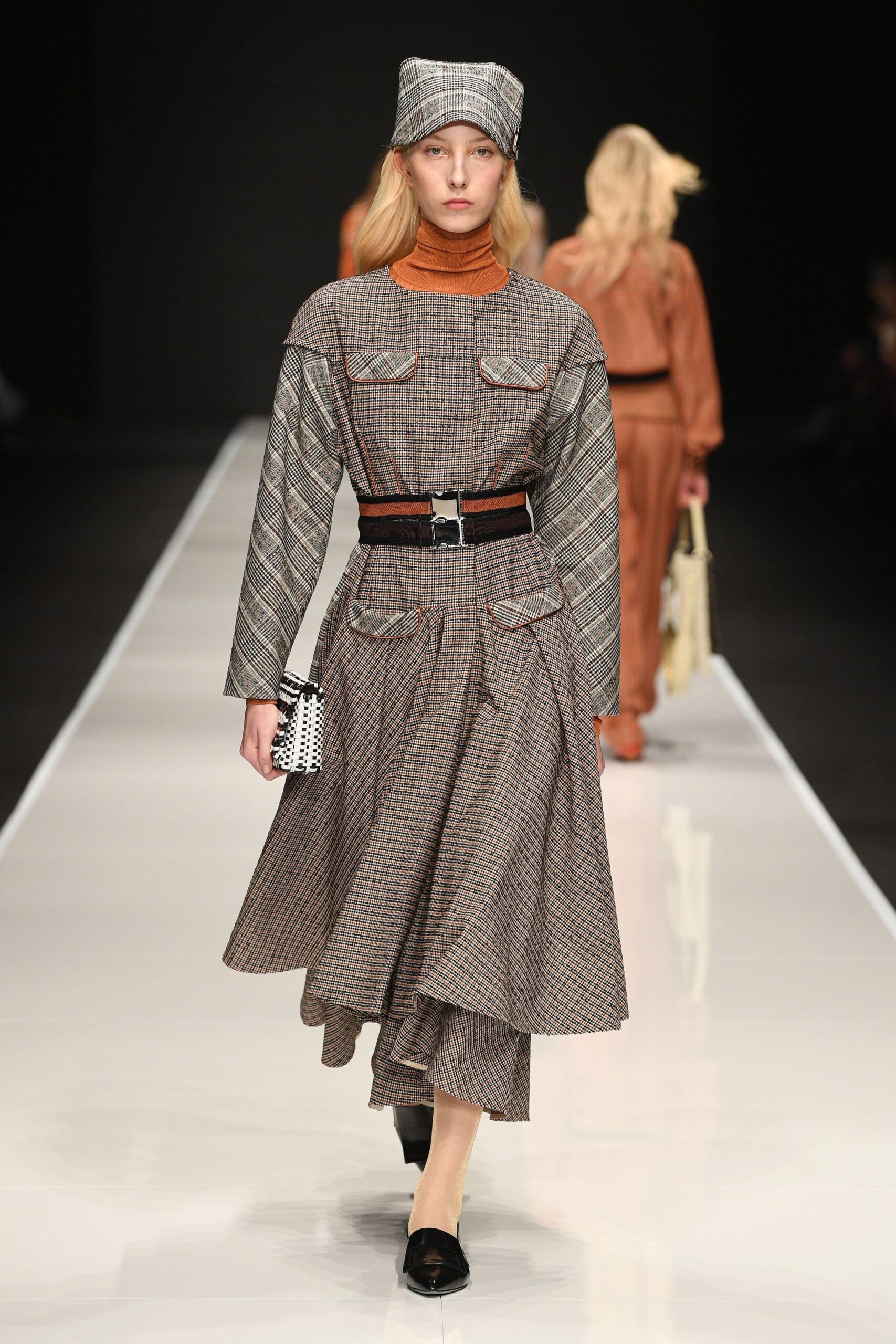 brown cotton long-sleeve collared relaxed pleated buttoned dress