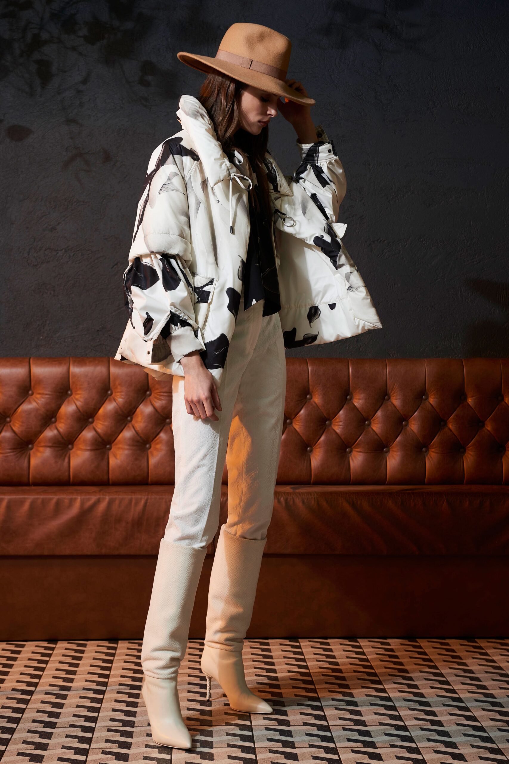 white cotton long-sleeve collared relaxed printed jacket