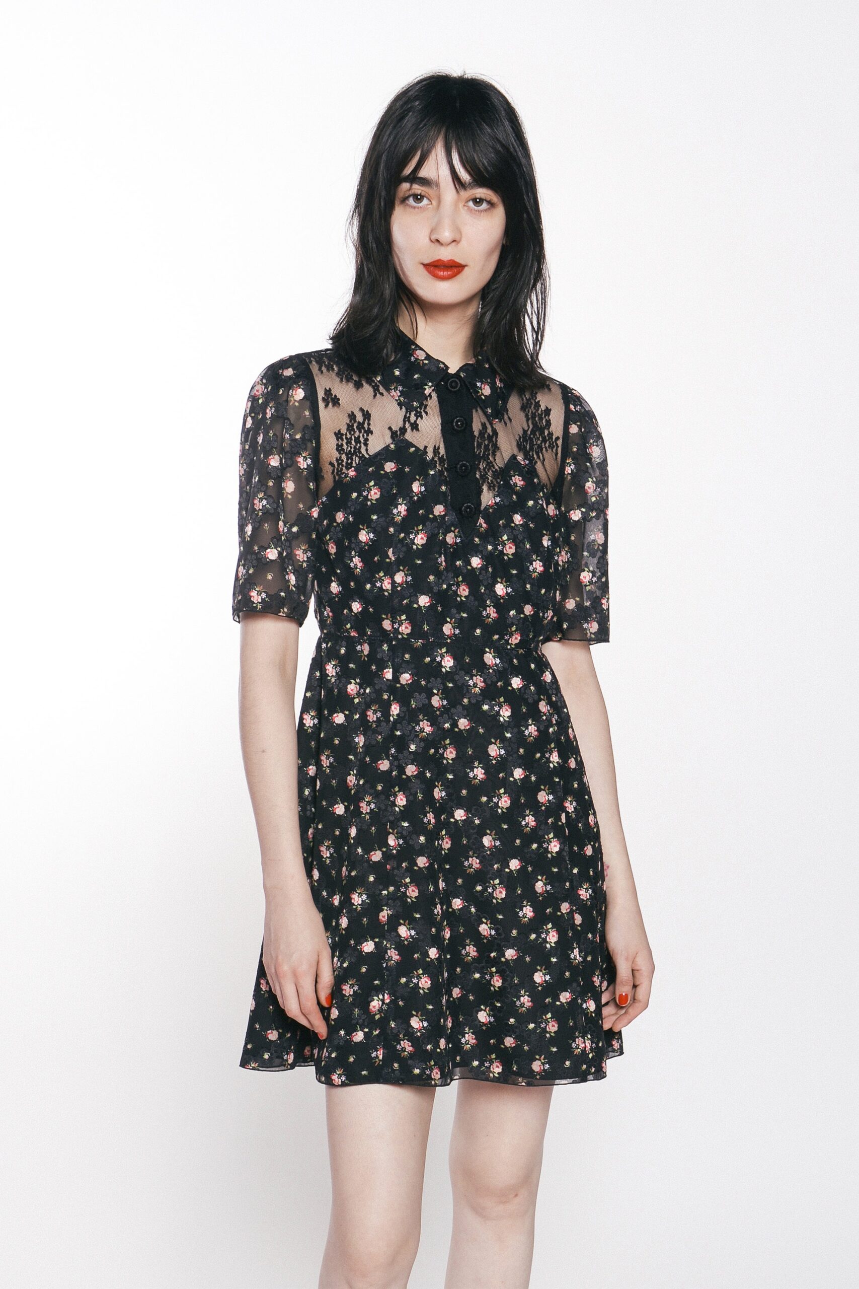 black floral short-sleeve dress