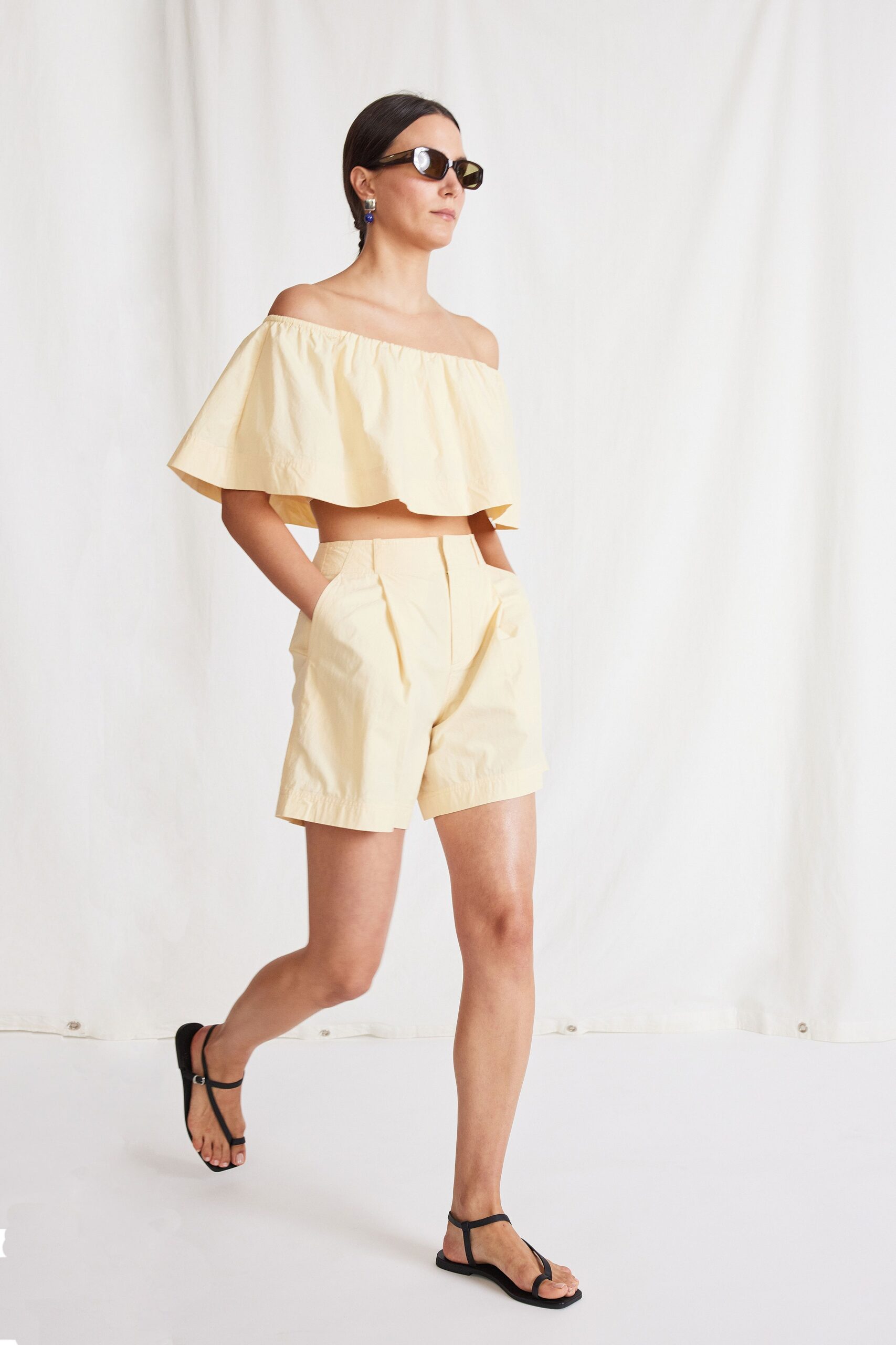 yellow cotton off-shoulder short-sleeve fitted pleated top