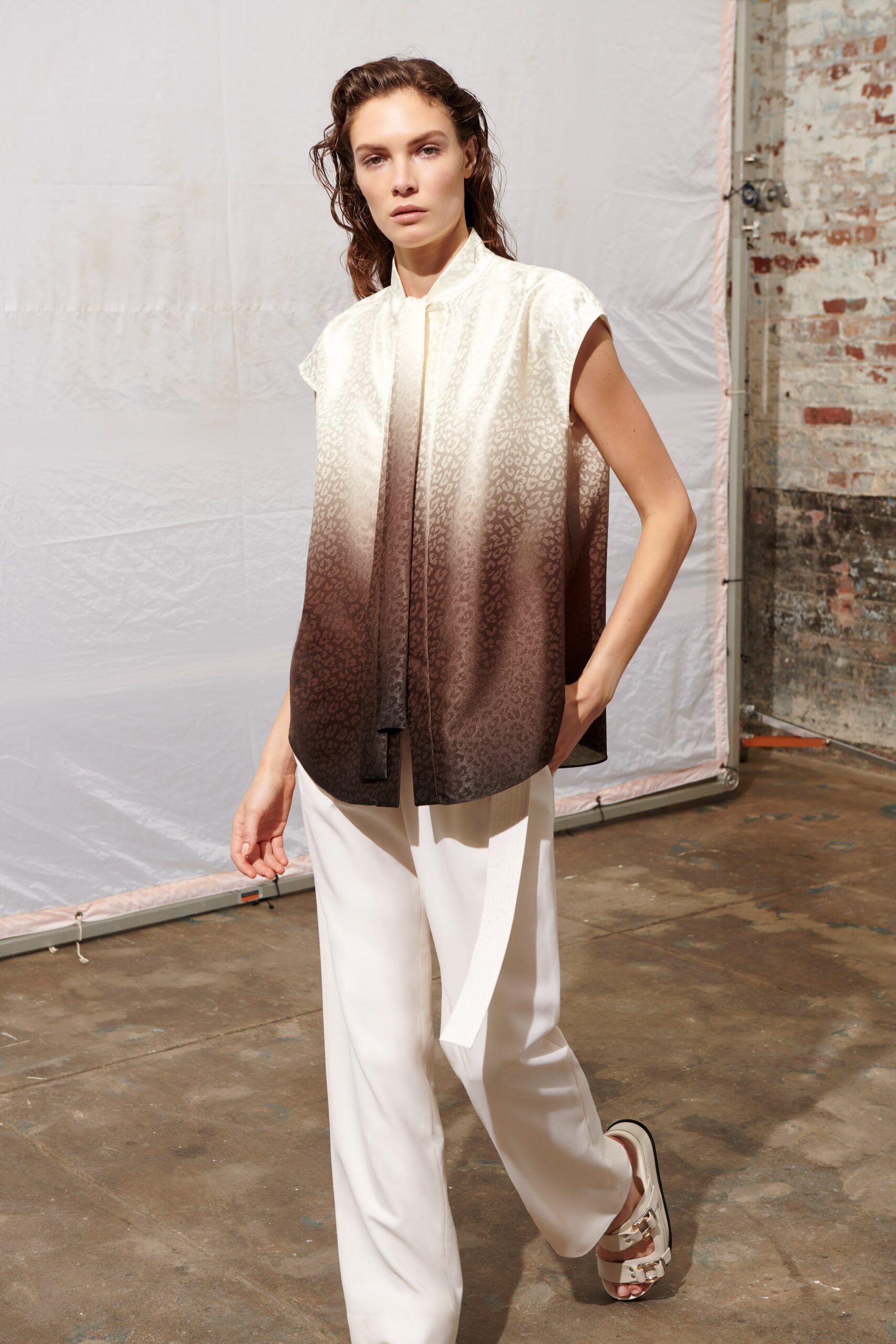 white silk sleeveless collared relaxed ombre top