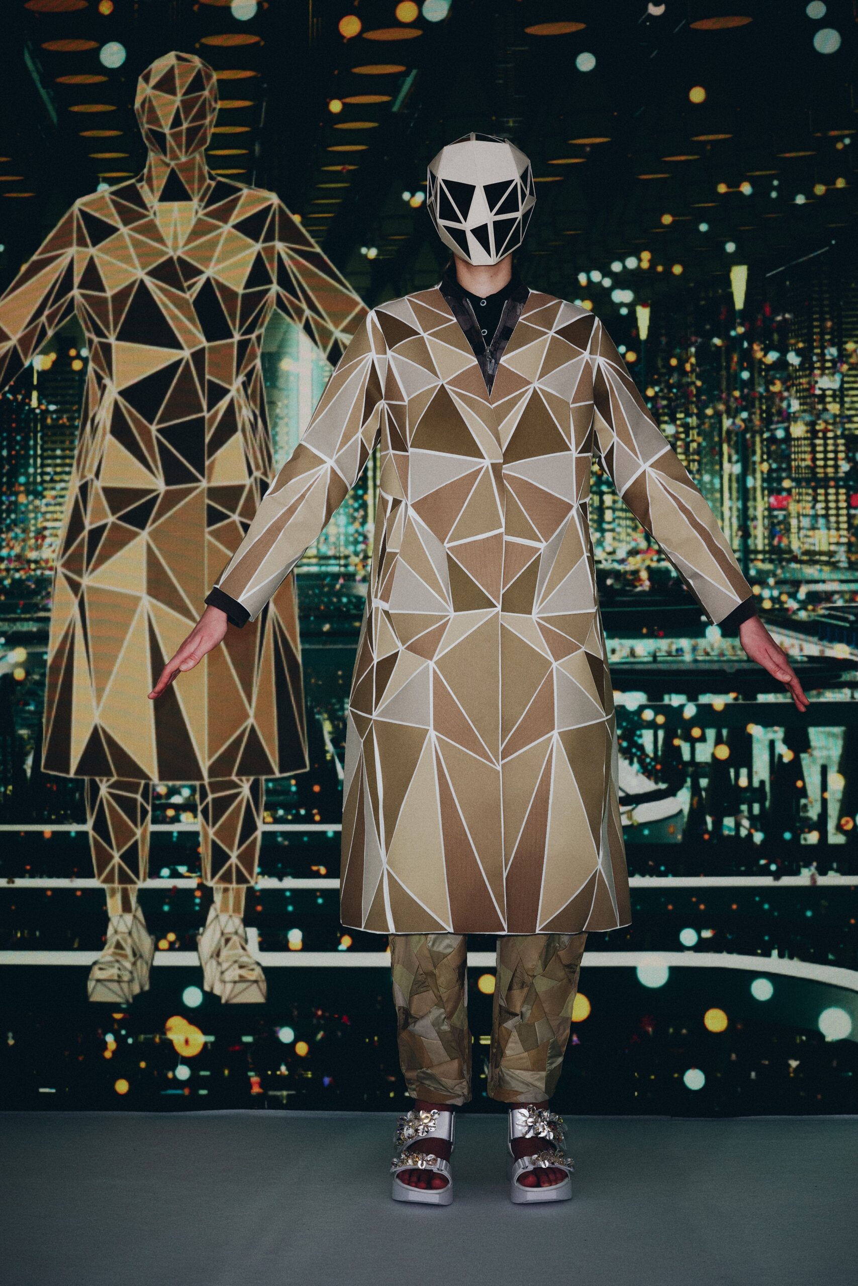 geometric brown coat and pants