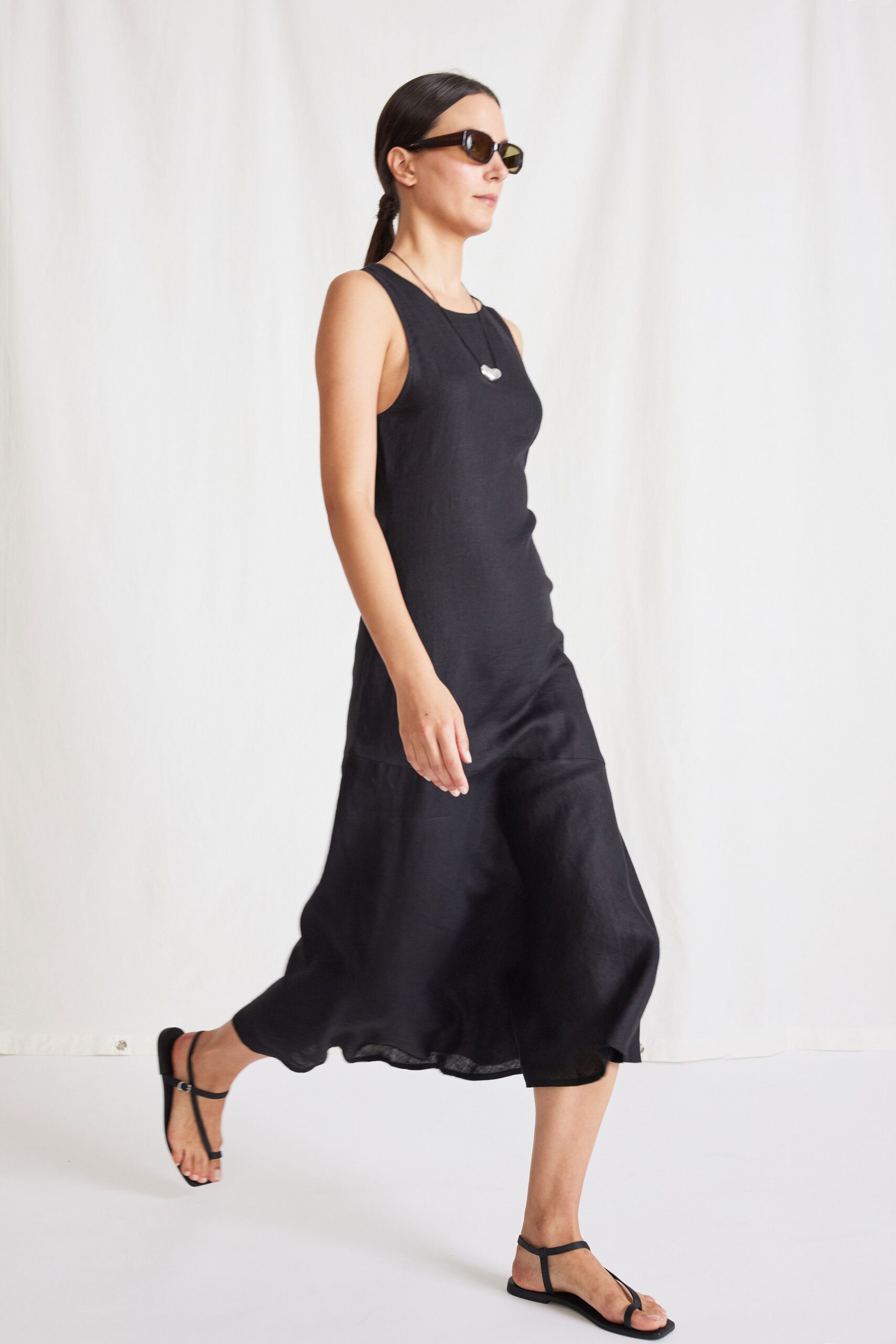 black cotton sleeveless dress