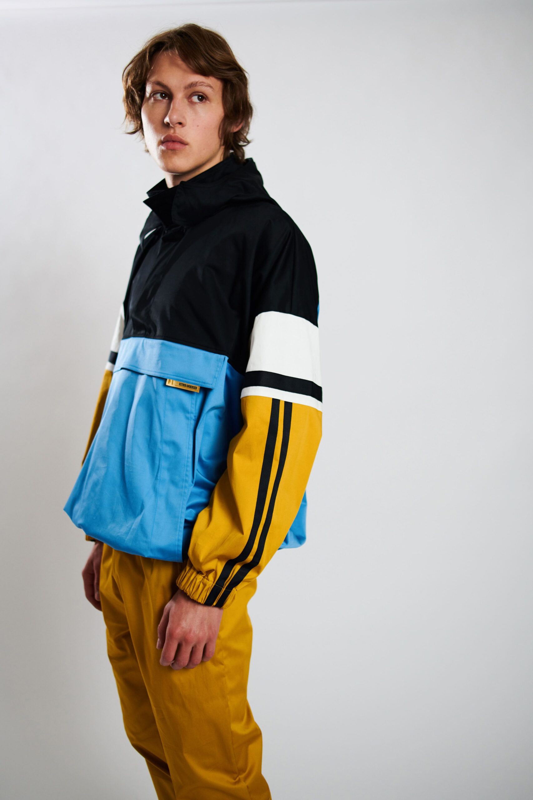 color-blocked relaxed jacket and pants