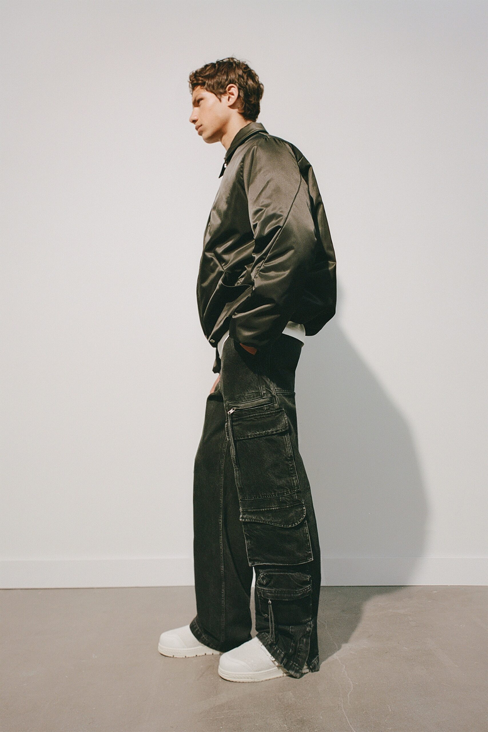 black denim relaxed cargo pants