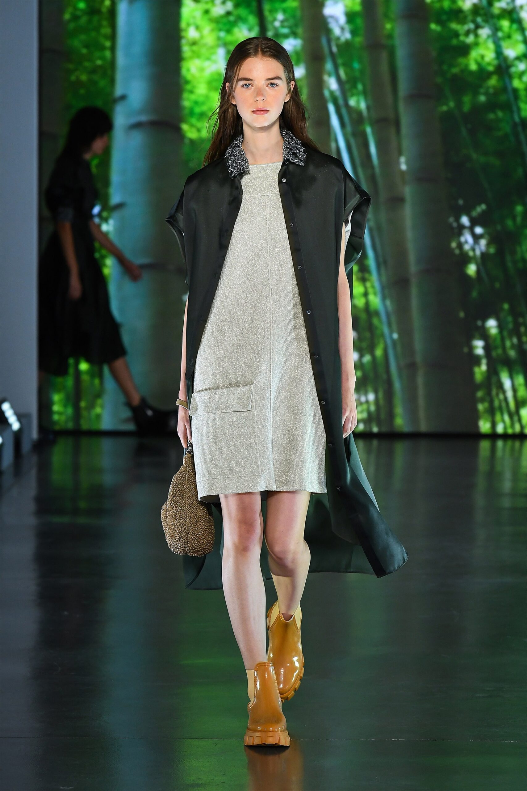 gray cotton sleeveless collared relaxed straight-leg mini dress