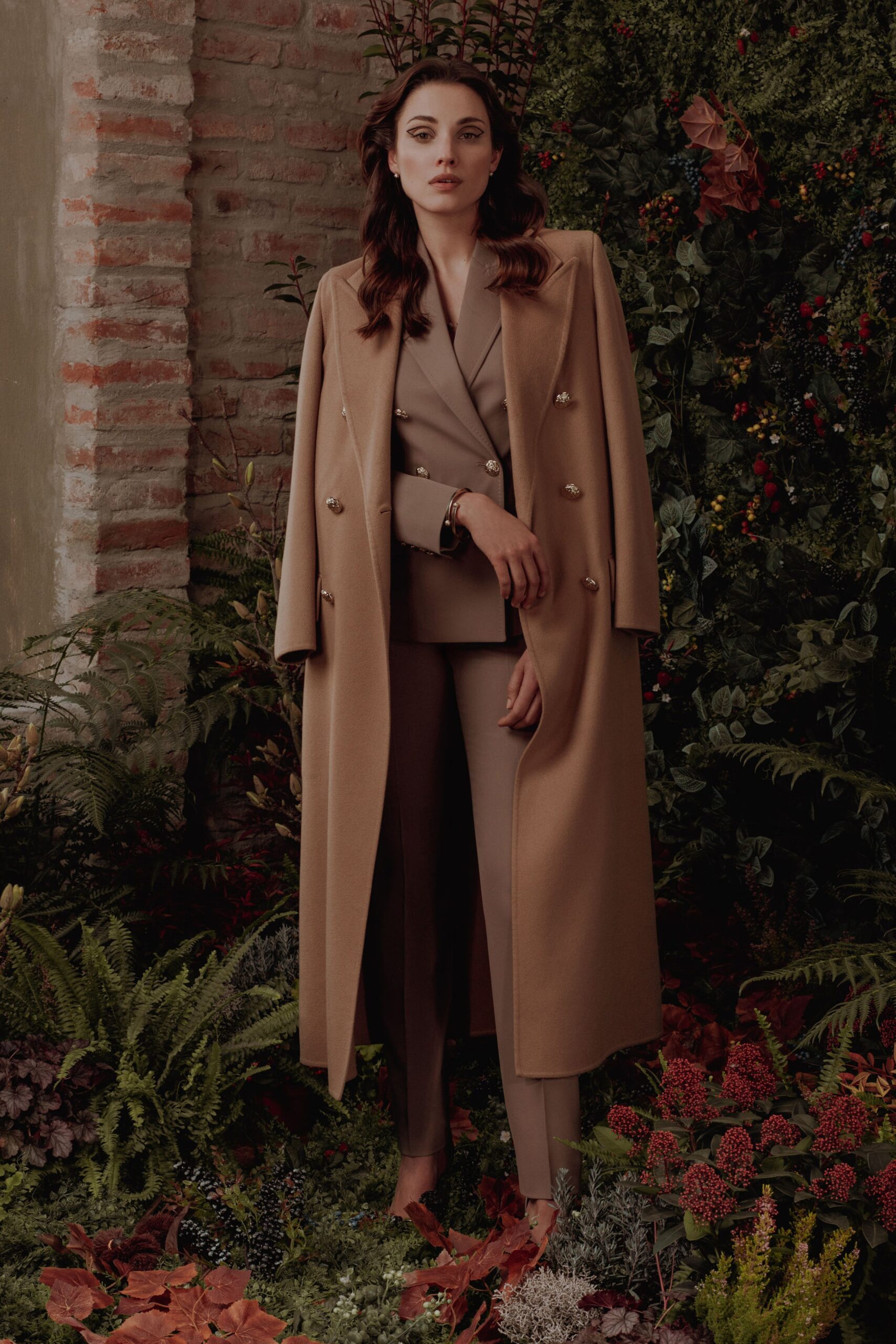 beige wool long-sleeve double-breasted tailored buttoned maxi coat