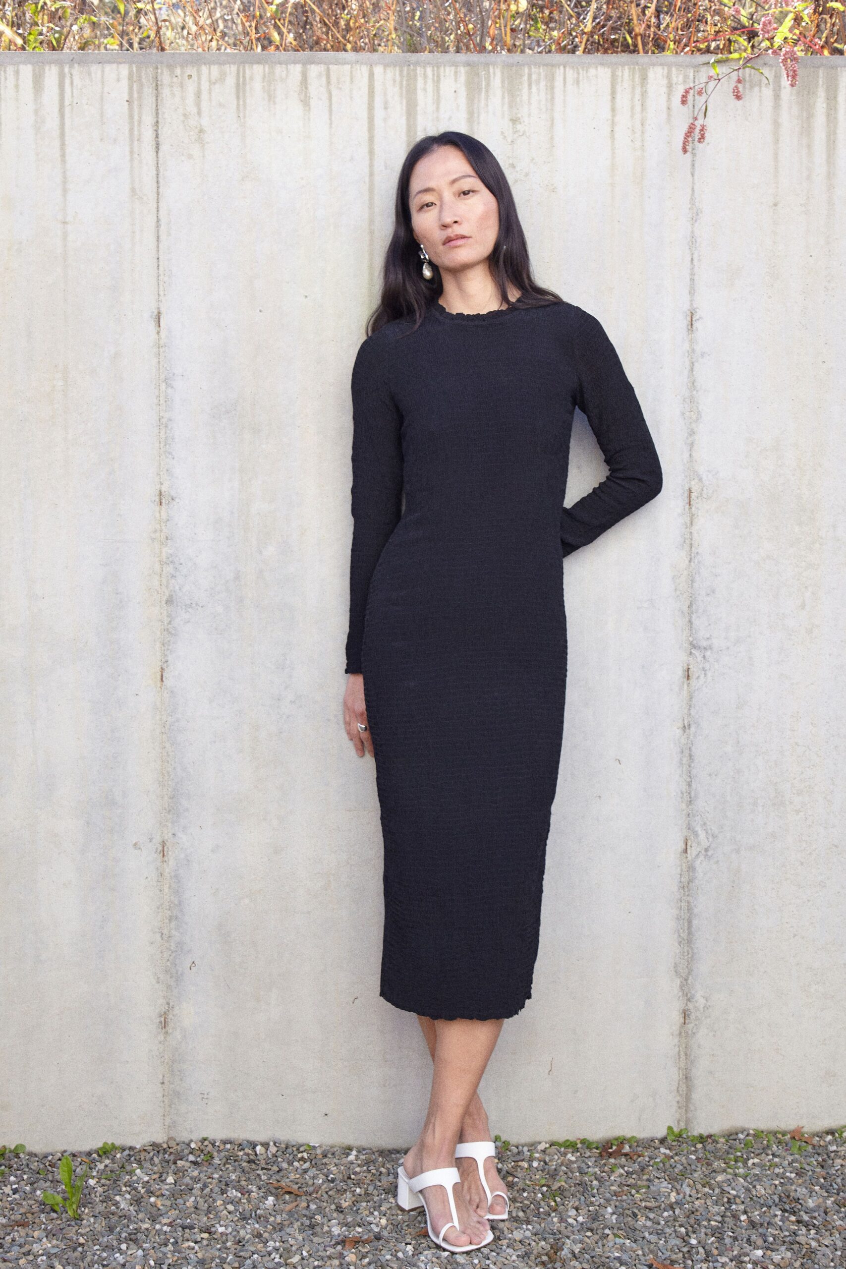 fitted black cotton midi dress