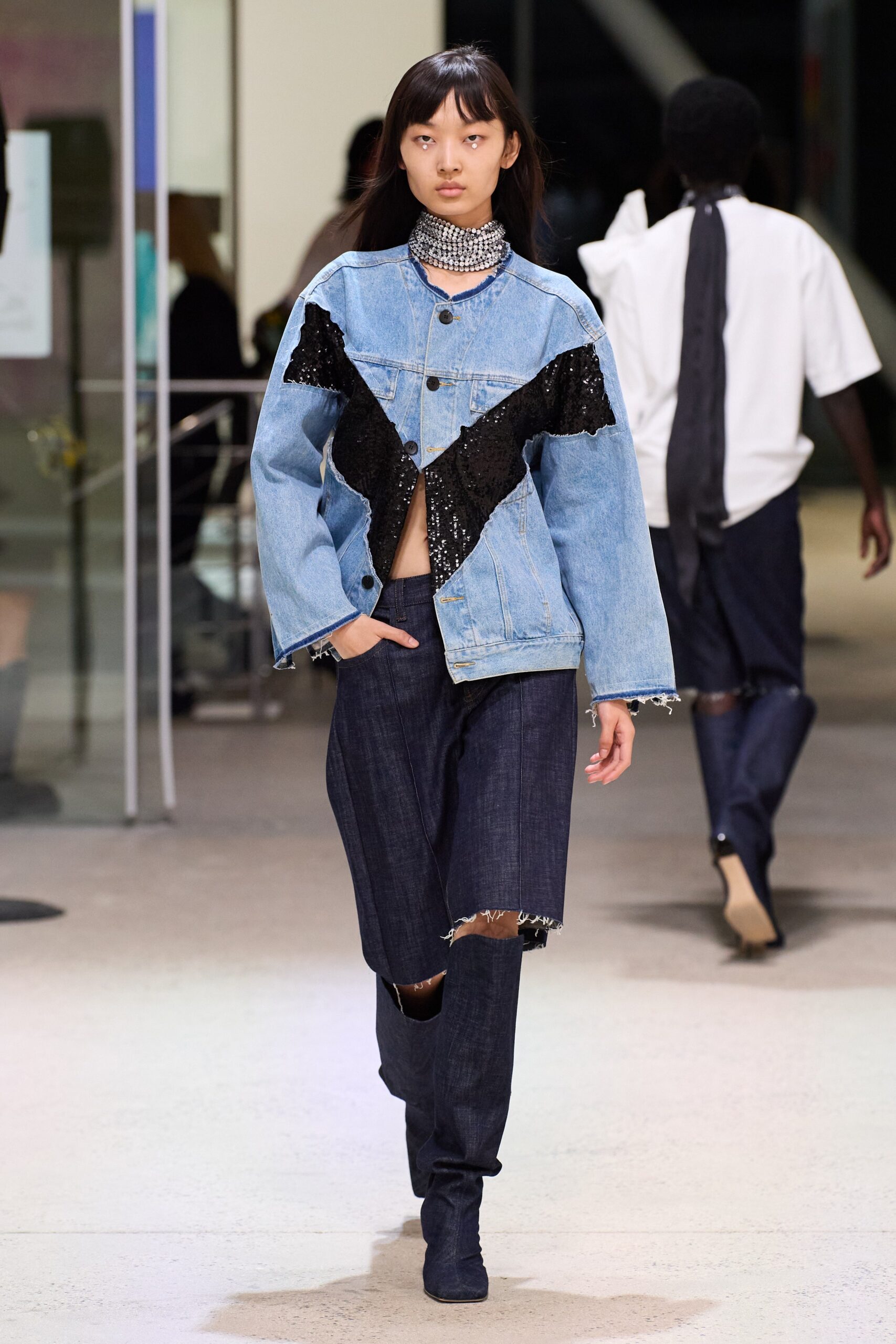 blue denim long-sleeve collared oversized color-blocked zippered jacket
