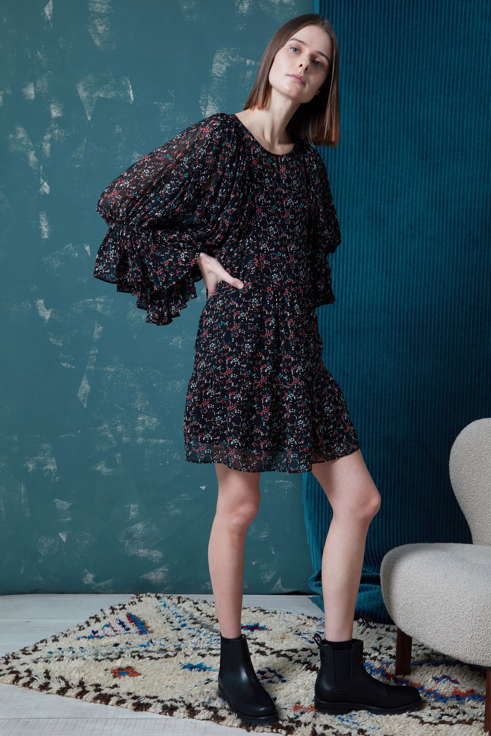 black silk sleeveless collared fitted floral flared dress