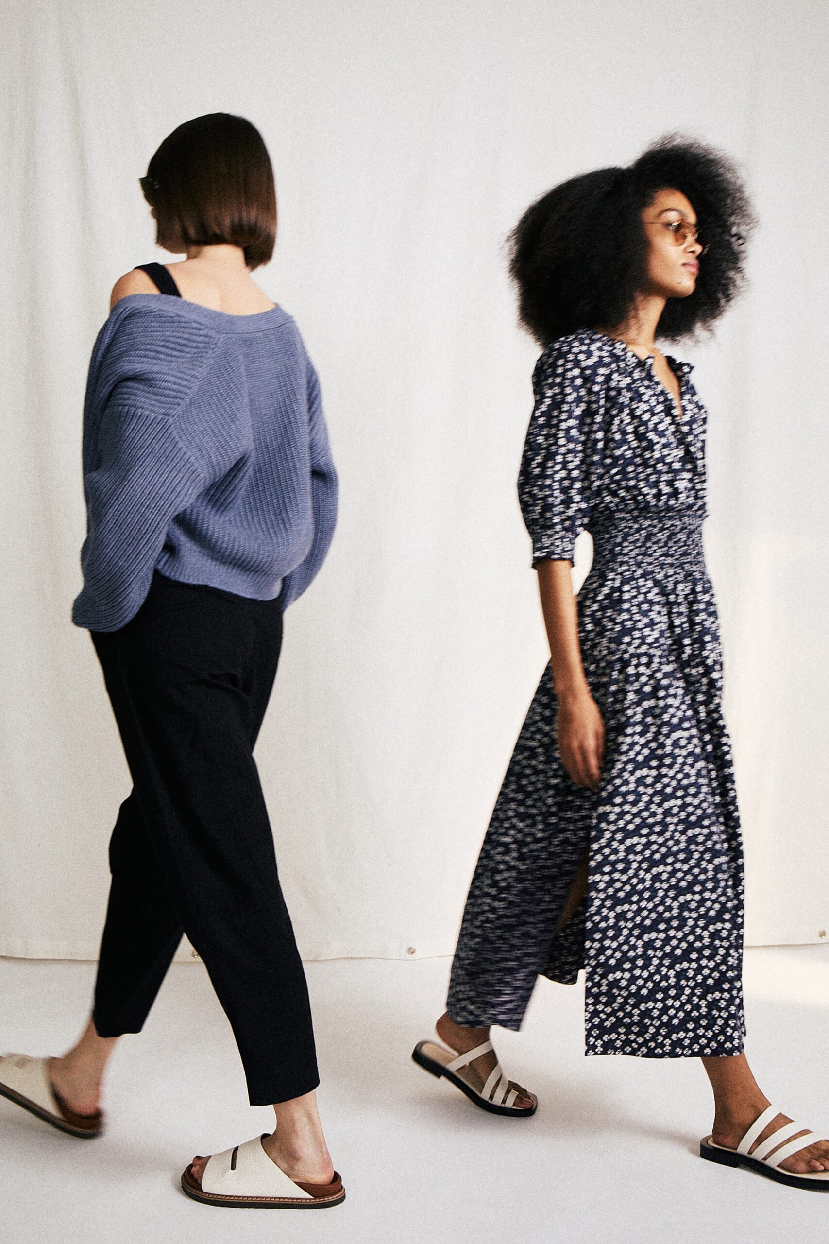 blue cotton long-sleeve v-neck fitted floral belted dress