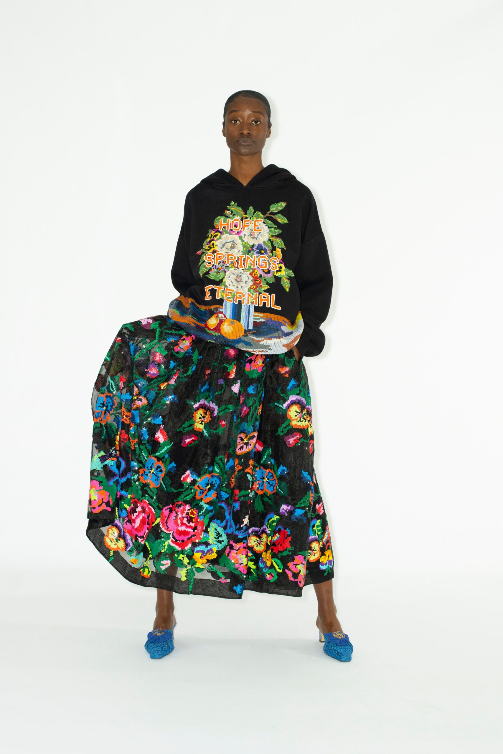 black cotton long-sleeve hooded relaxed printed hoodie