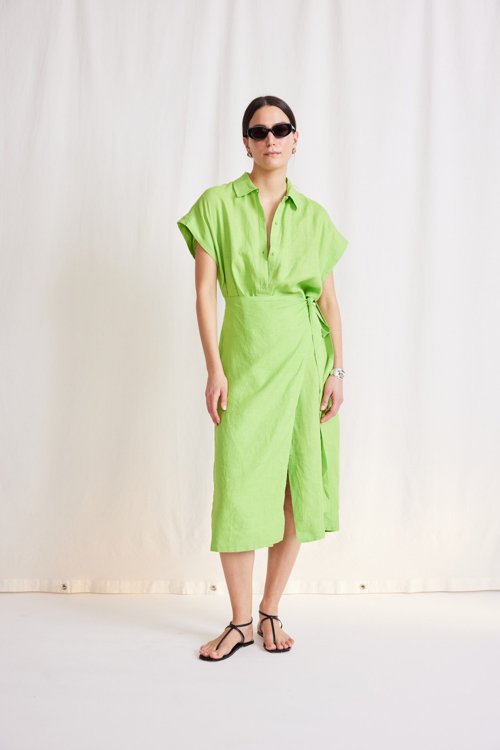 green linen short-sleeve collared relaxed tiered midi dress