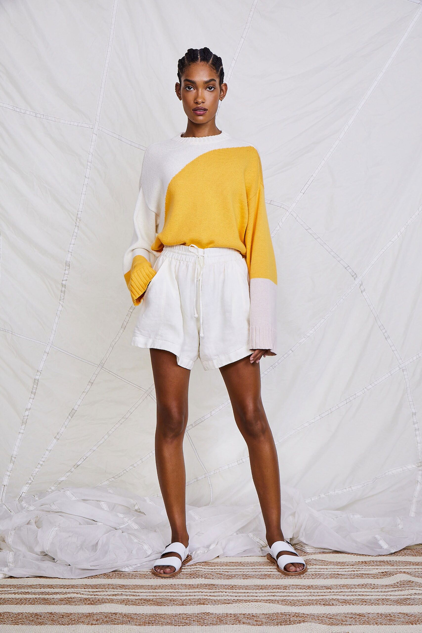 color-blocked relaxed sweater and shorts