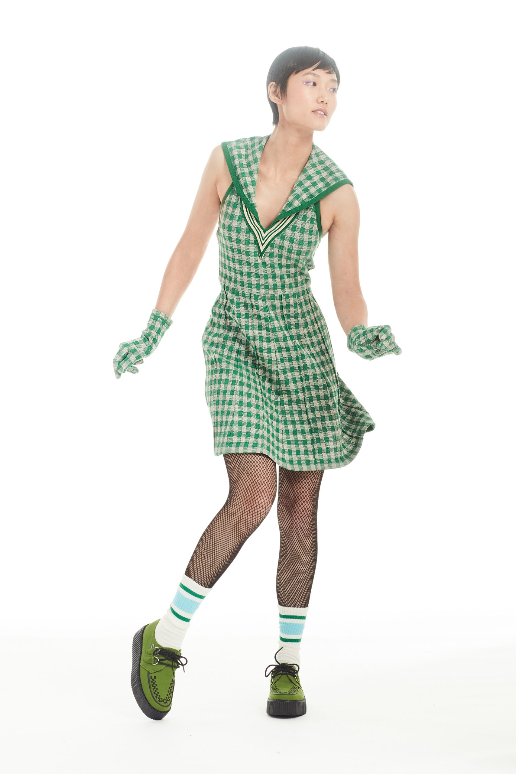 green cotton sleeveless collared fitted checked short dress