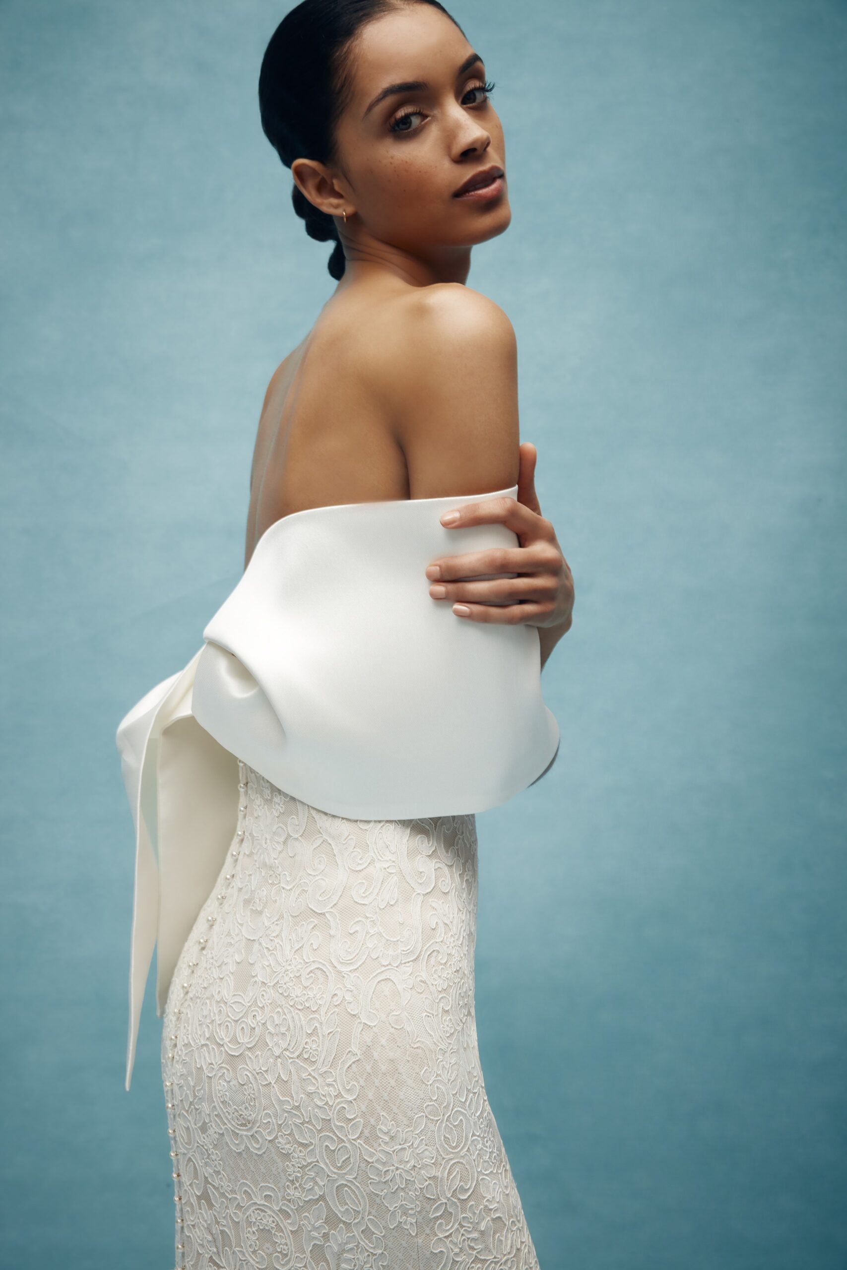 white lace backless gown