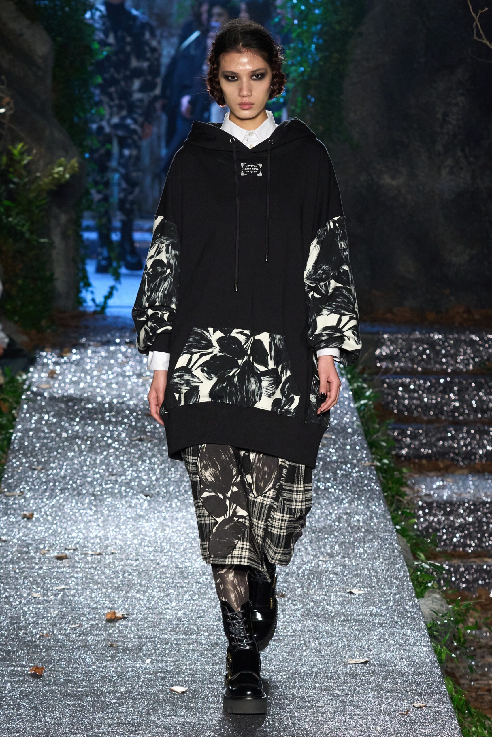 black and white printed hoodie with relaxed pants