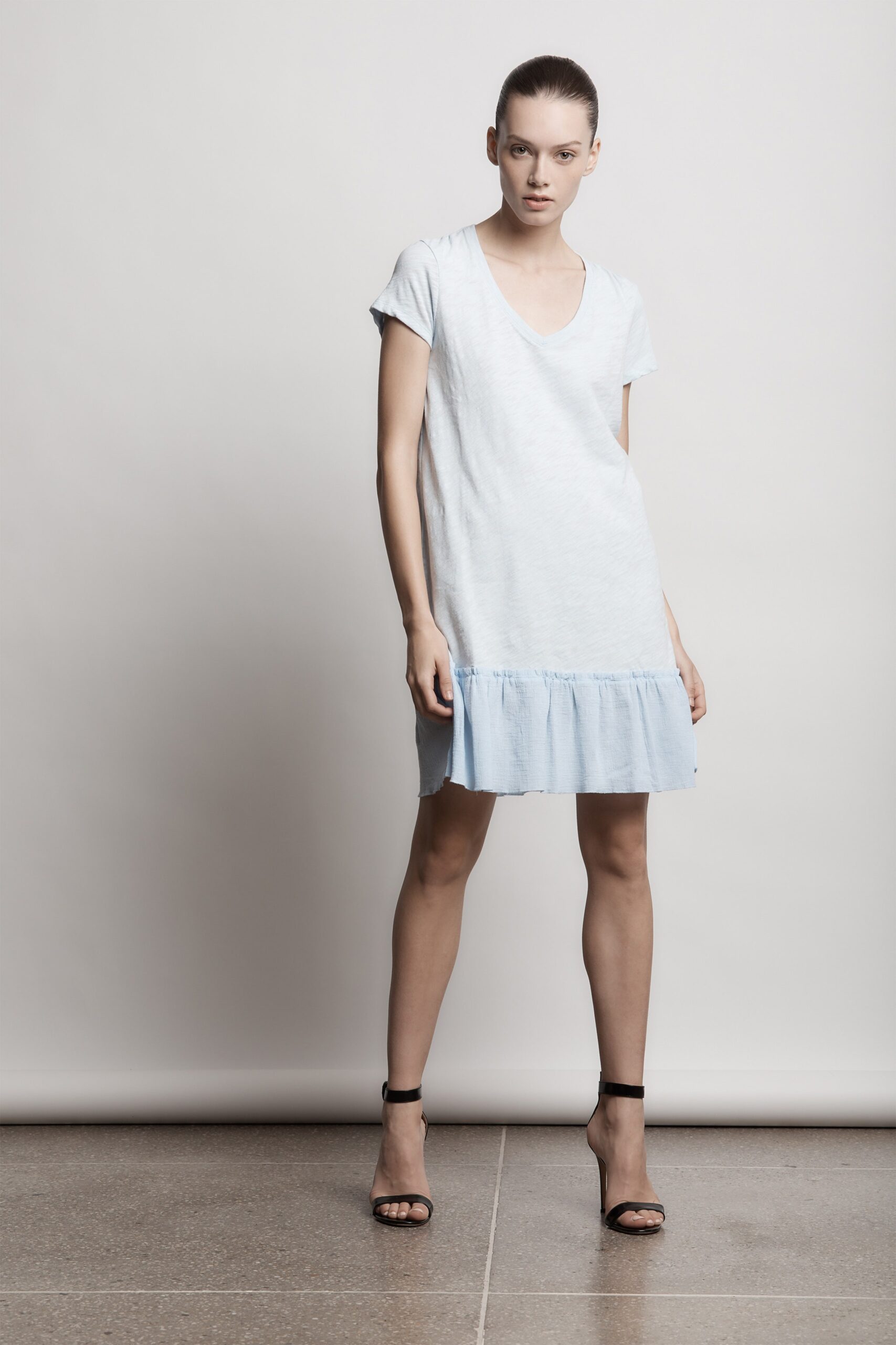 light blue relaxed short-sleeve dress