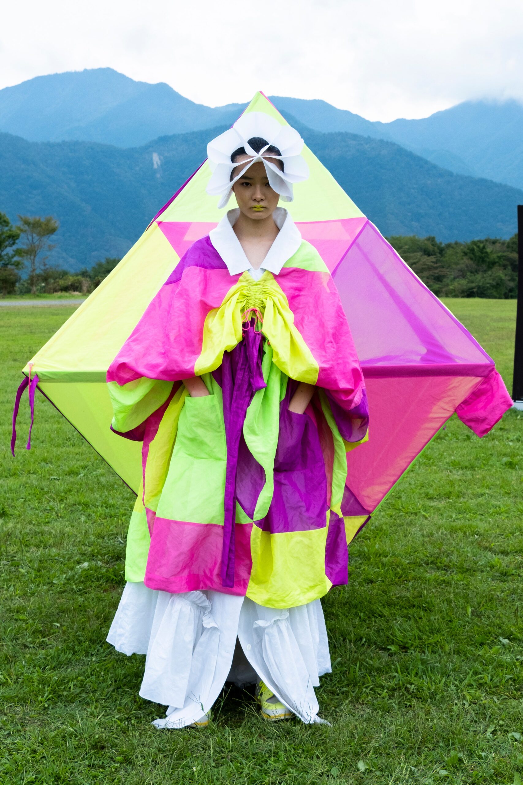 pink silk sleeveless collared relaxed color-blocked cape