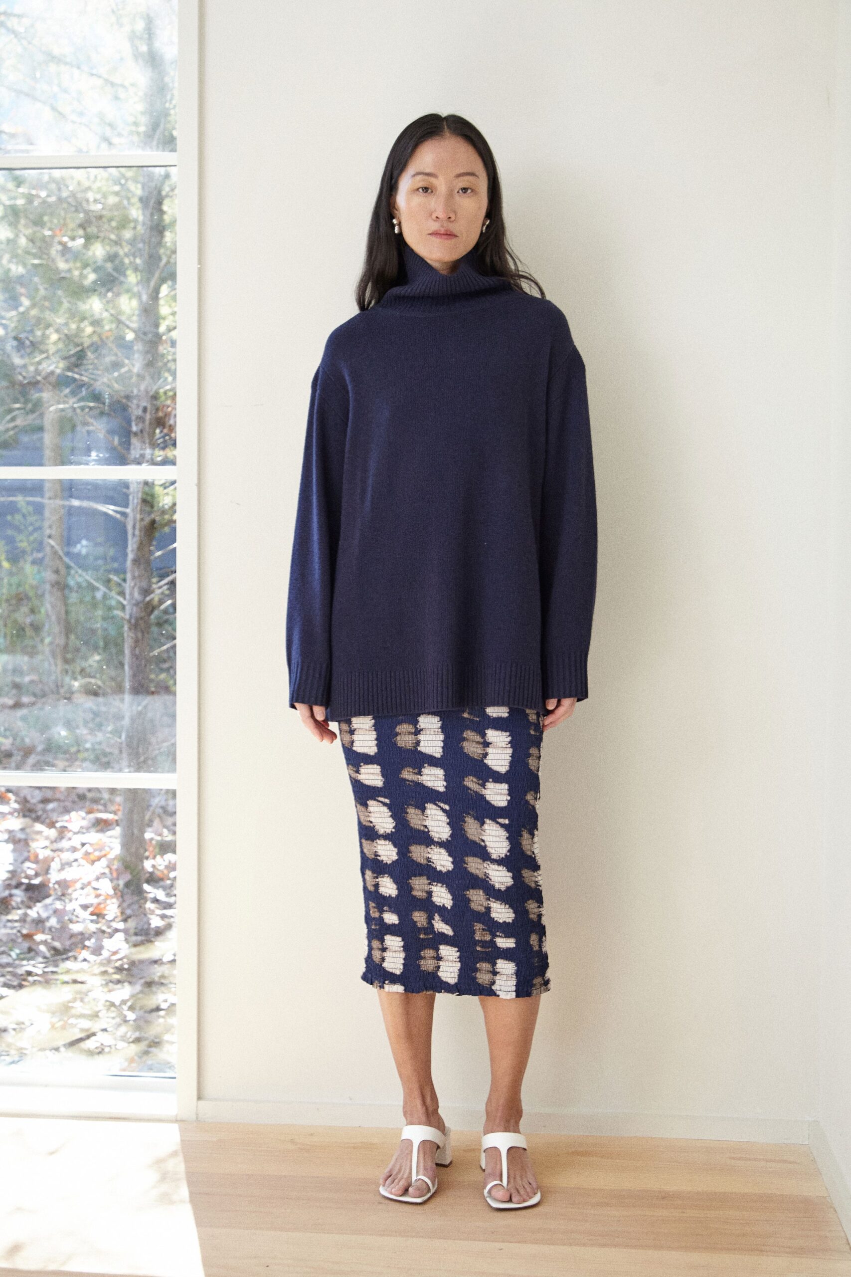 blue oversized sweater and ruched skirt