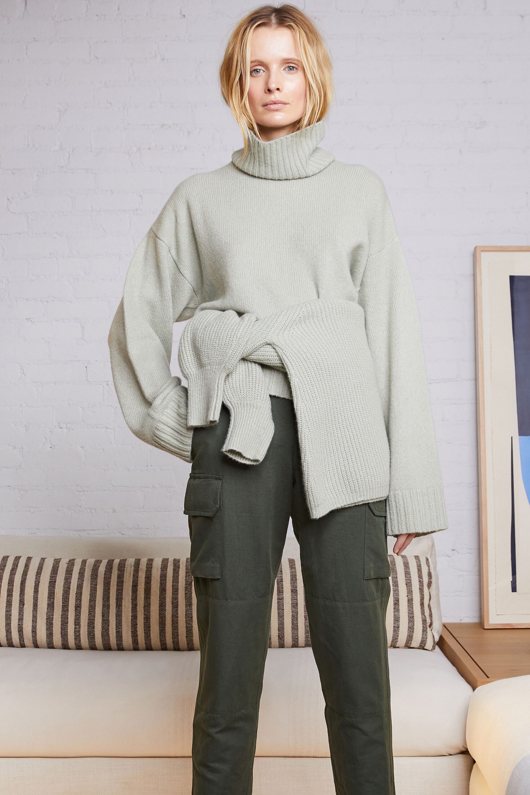 oversized green sweater with cargo pants
