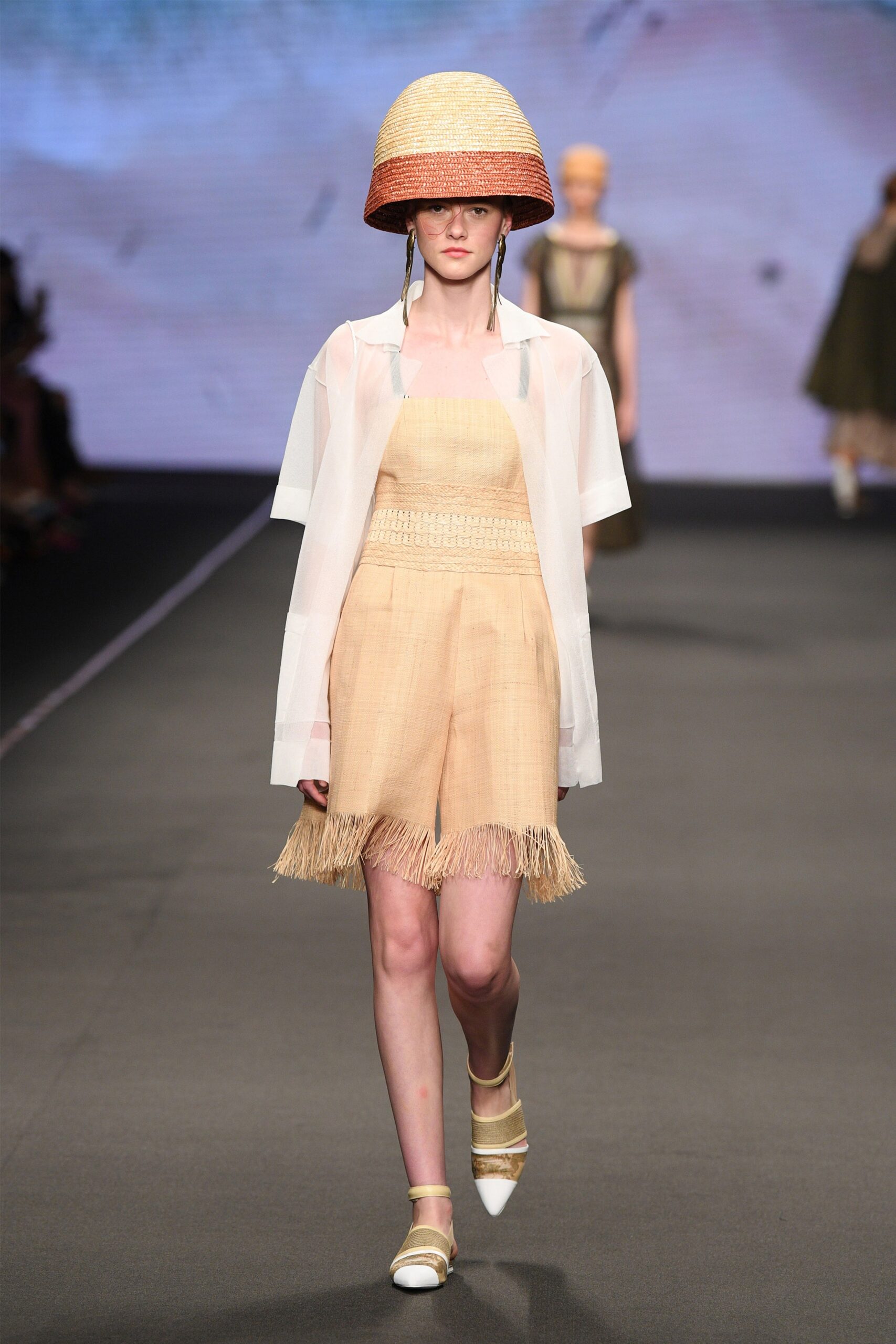 white chiffon short-sleeve relaxed flowing cape