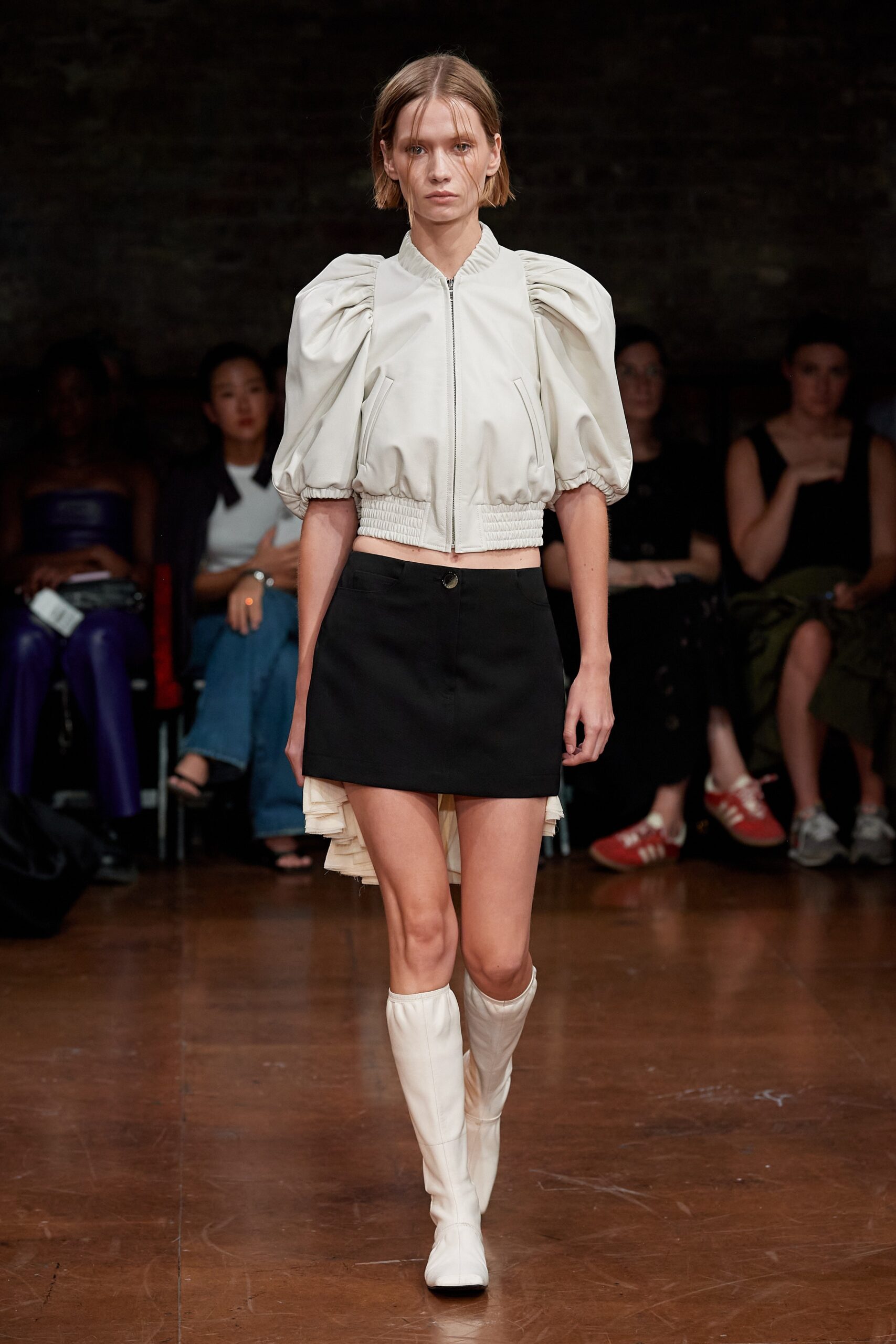 white cotton short-sleeve fitted zippered padded cropped top