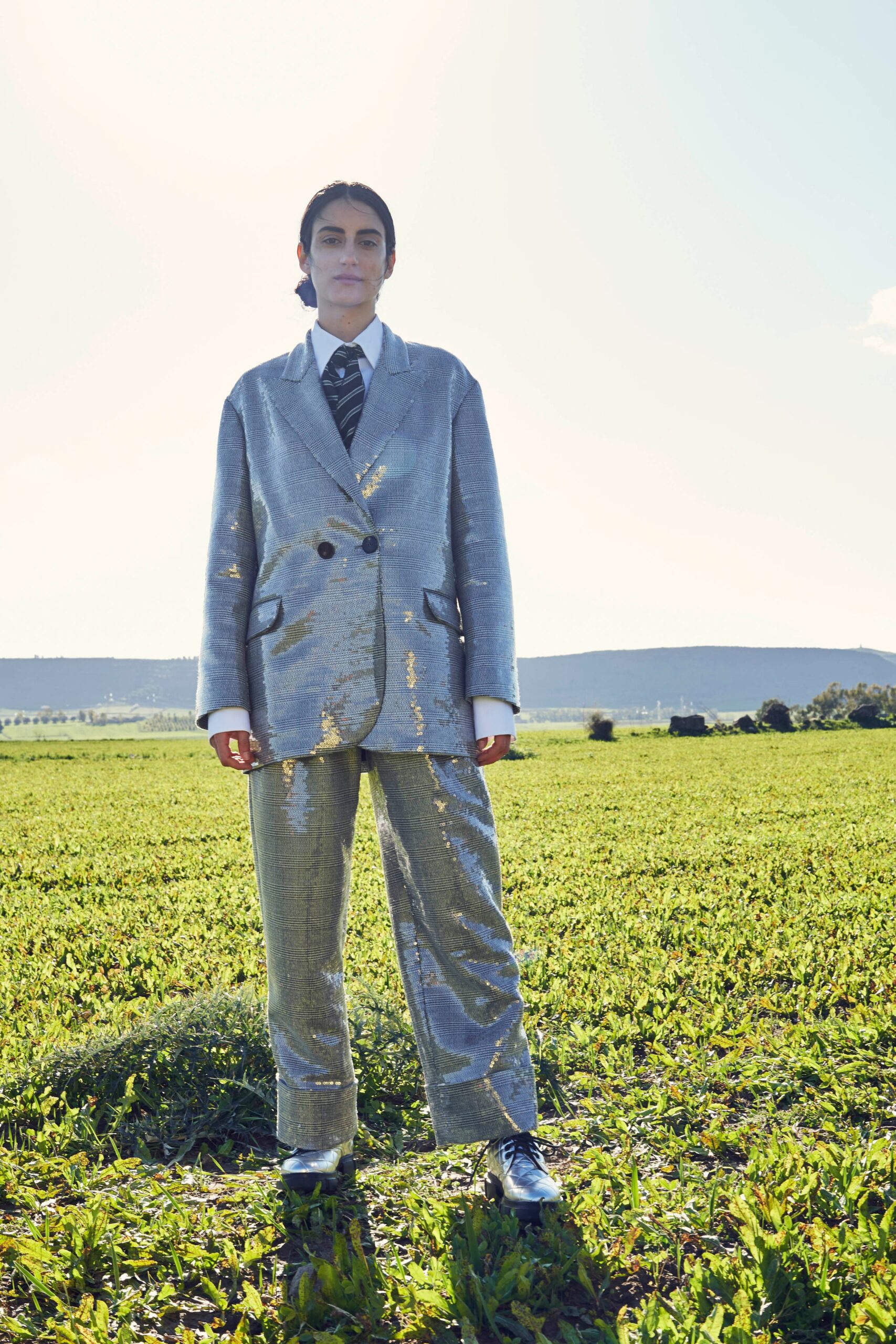 gray metallic long-sleeve collared tailored zippered shiny suit