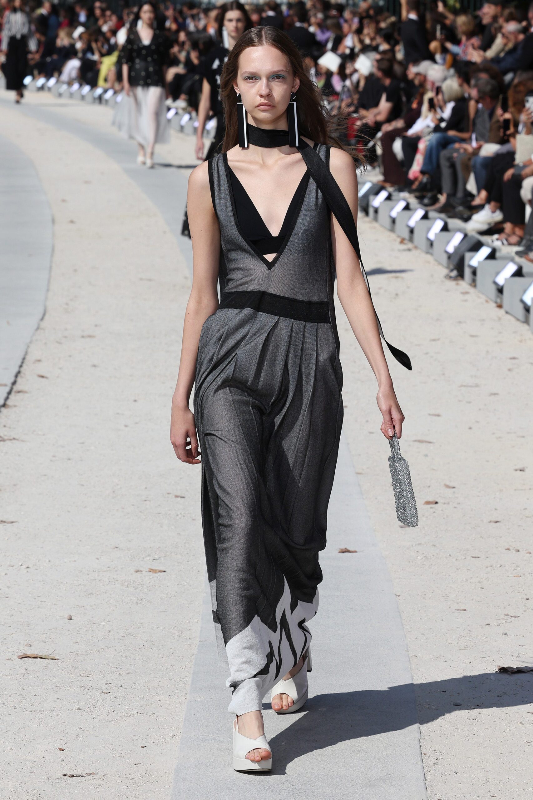 black gray white pleated dress