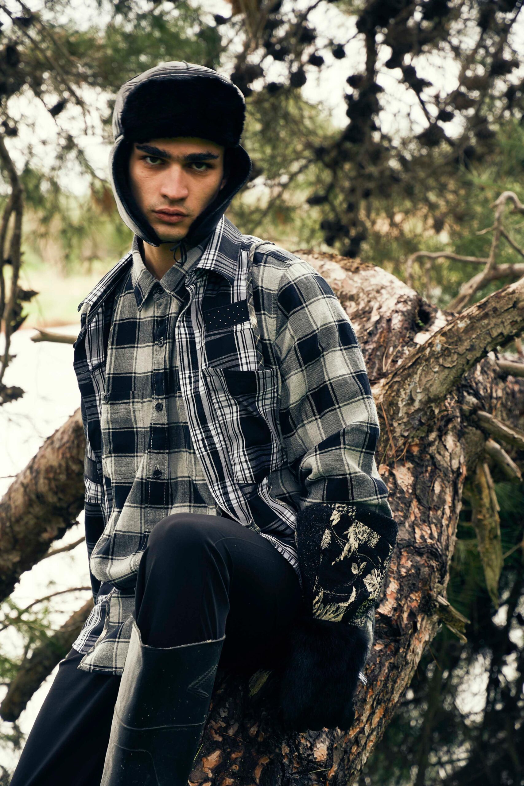 relaxed black and white checked shirt