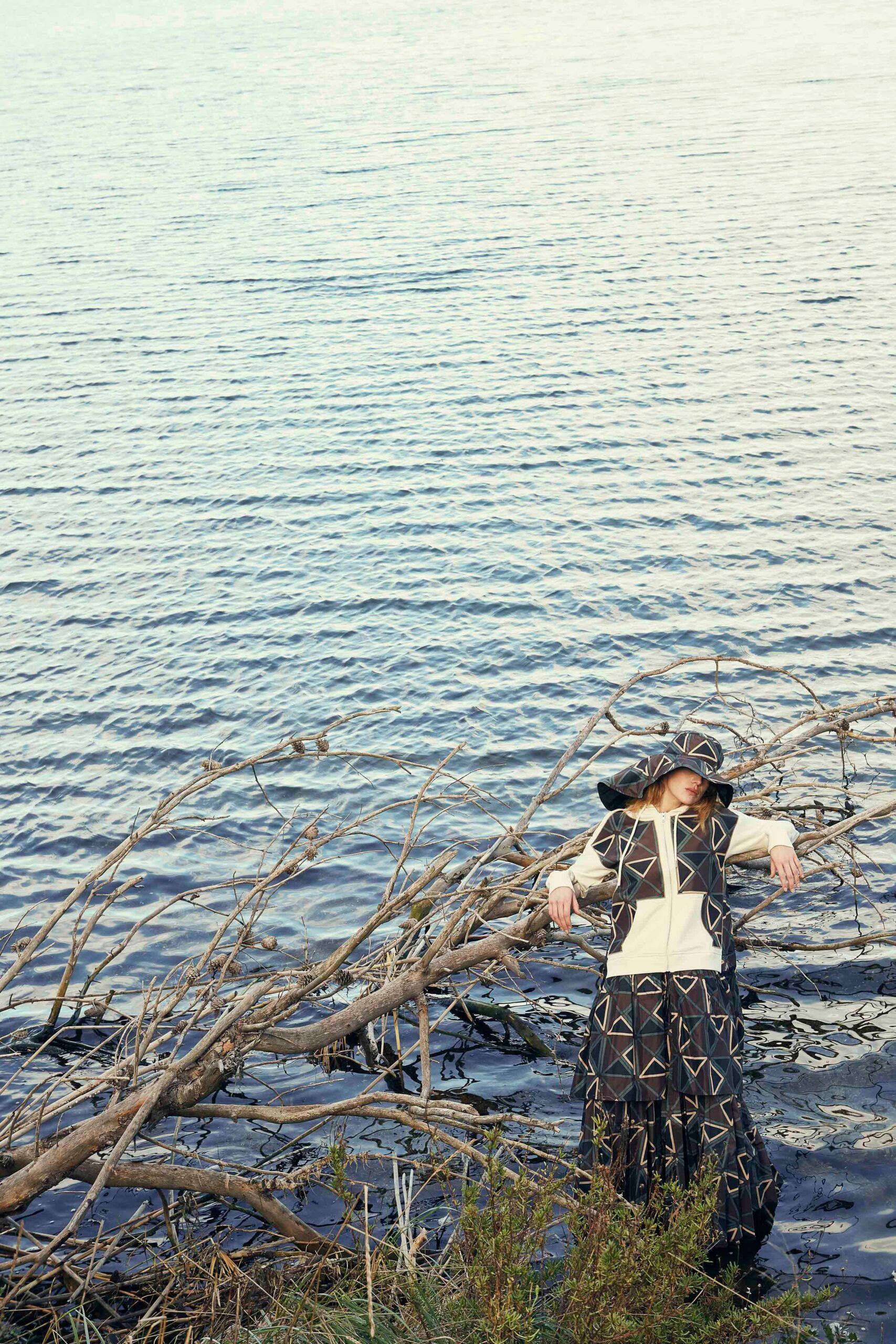 black layered maxi dress with hat