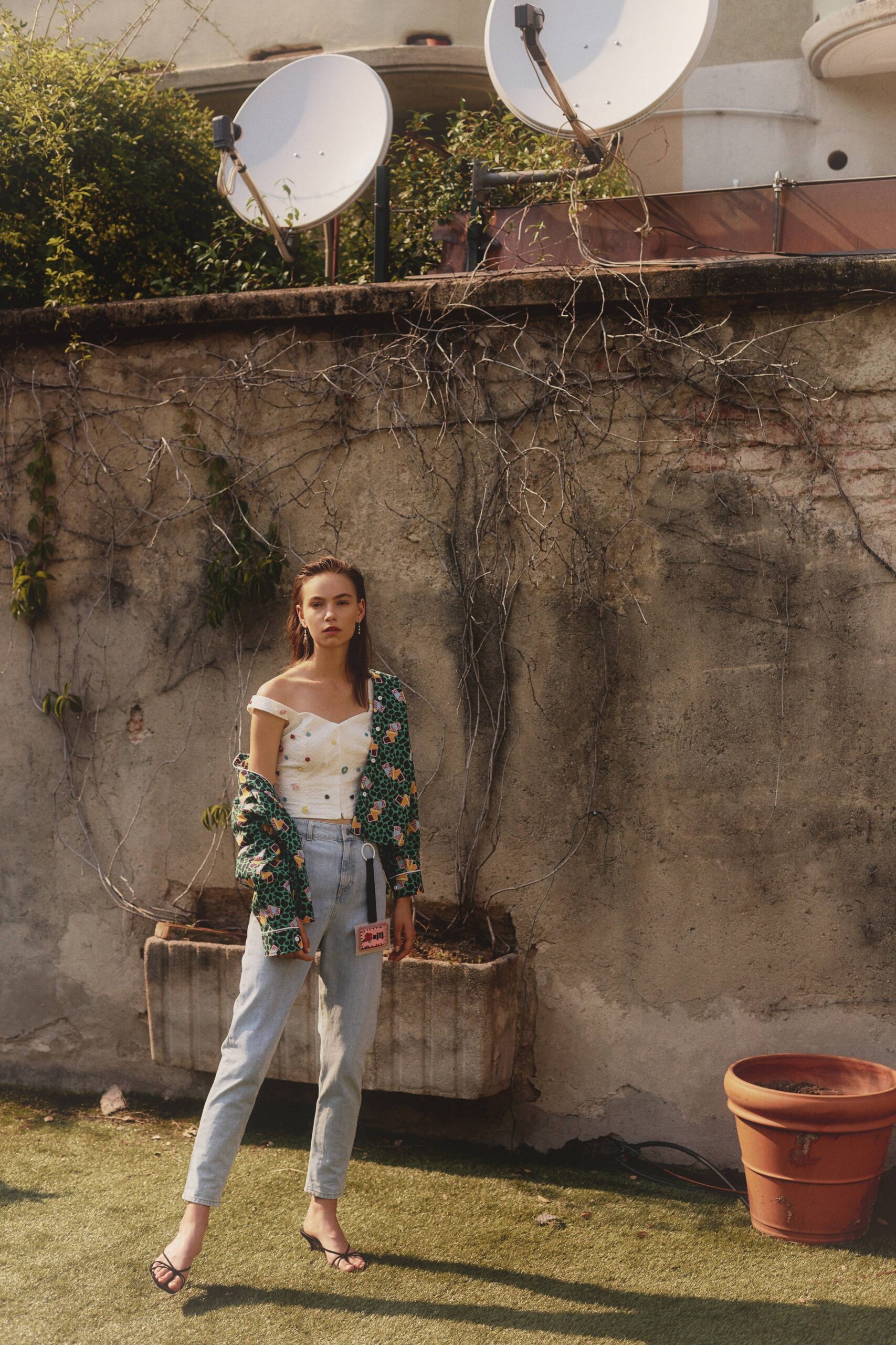 floral top with denim pants
