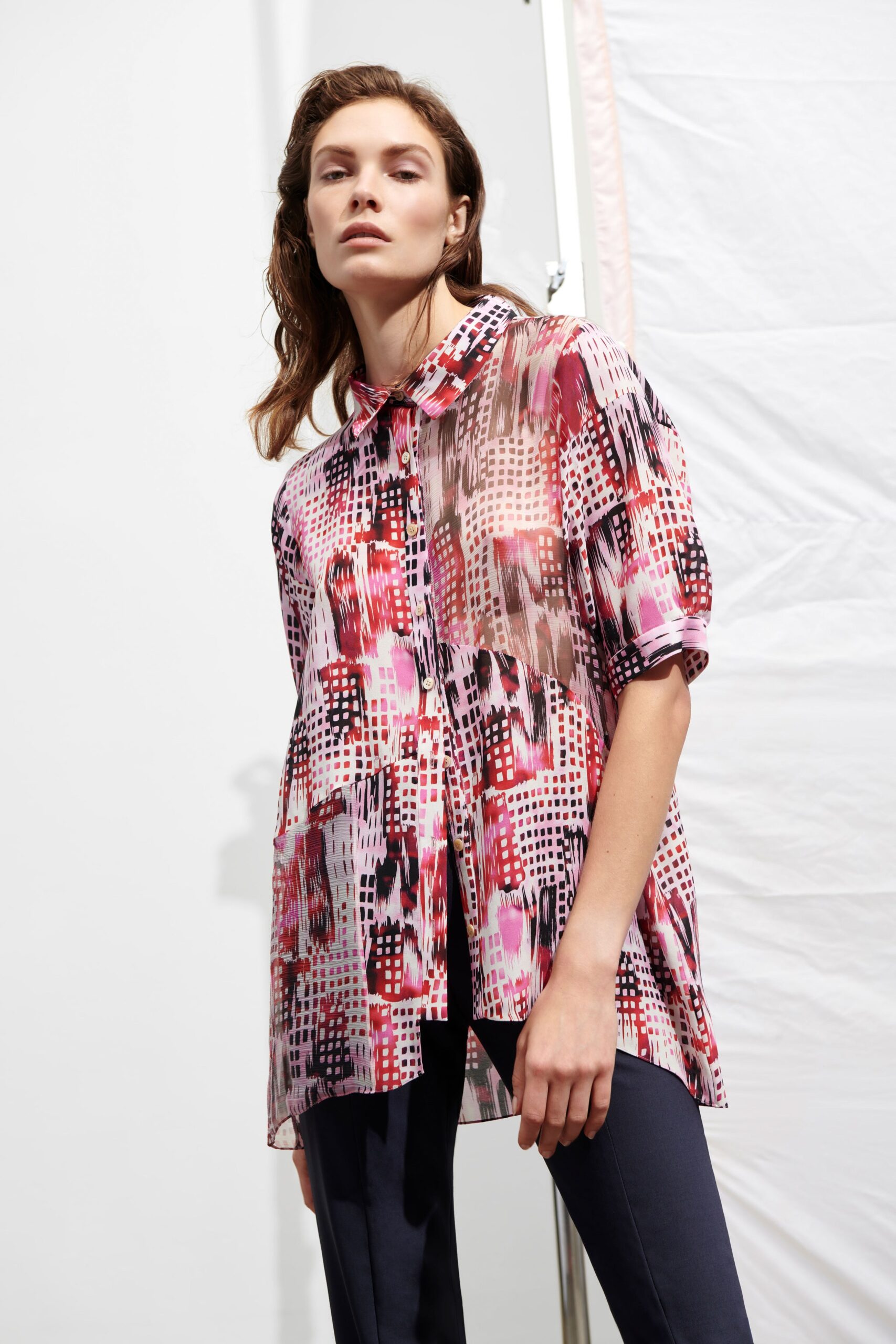 pink silk short-sleeve collared relaxed printed shirt