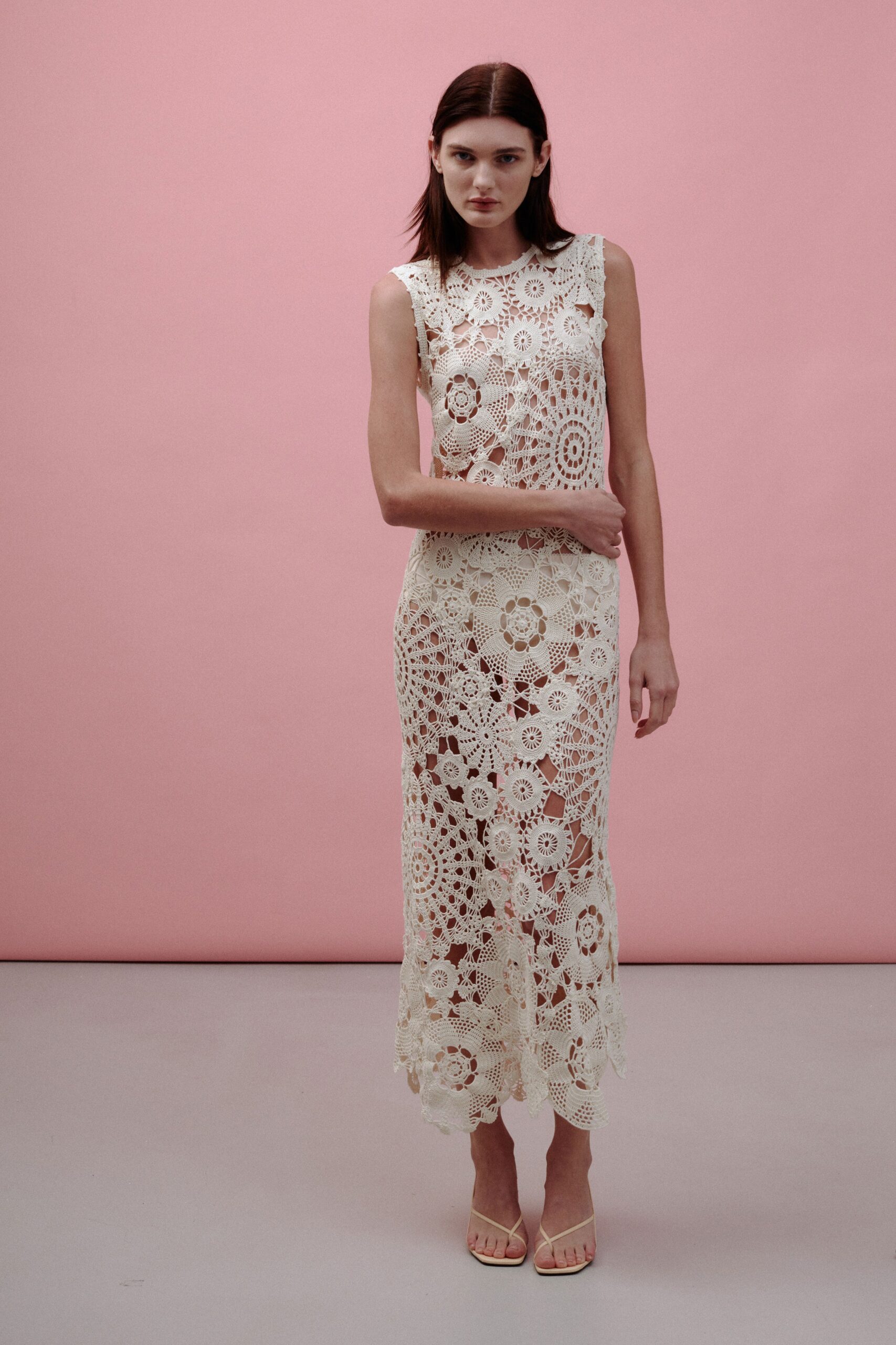 ivory lace sleeveless dress