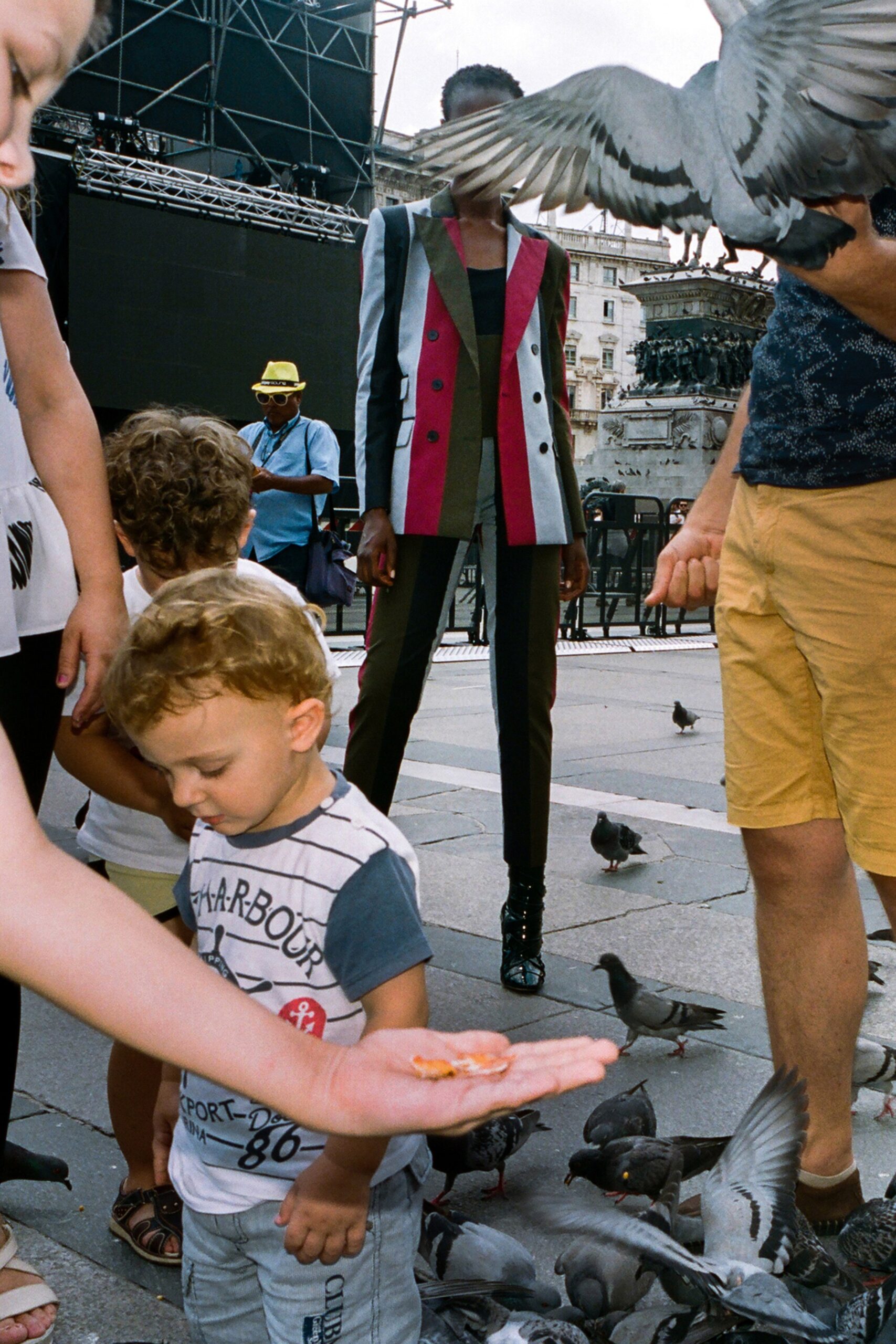 color-blocked tailored blazer with fitted pants