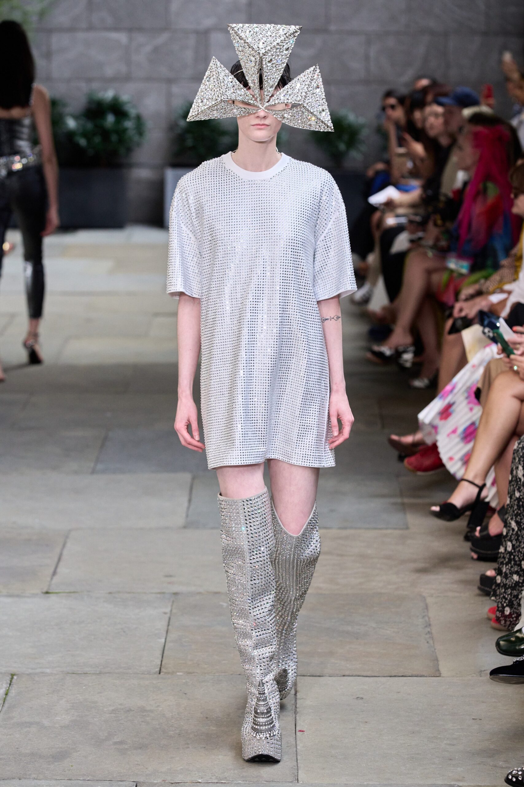 gray metallic sleeveless collared relaxed straight-leg shiny dress