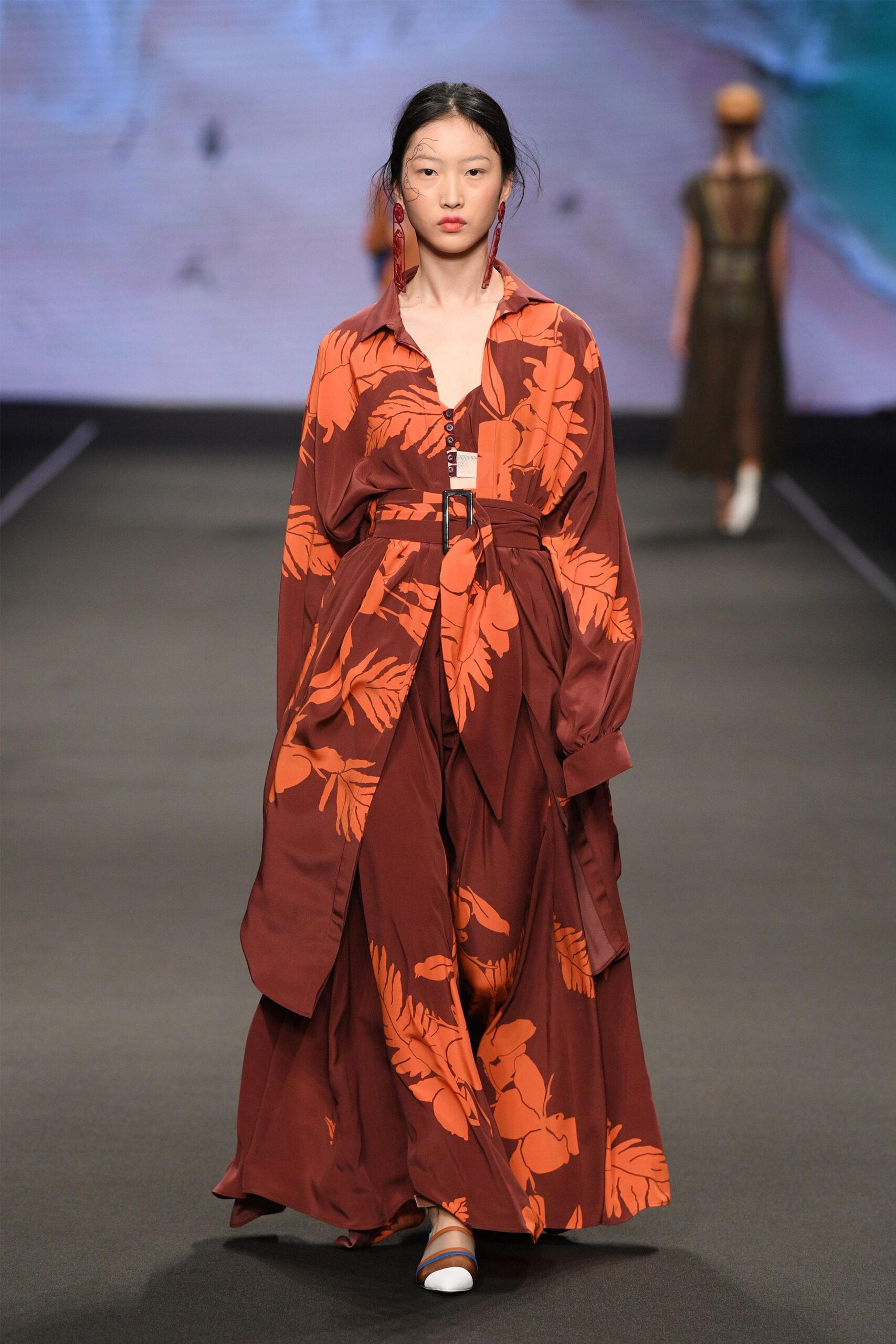 brown floral relaxed maxi dress
