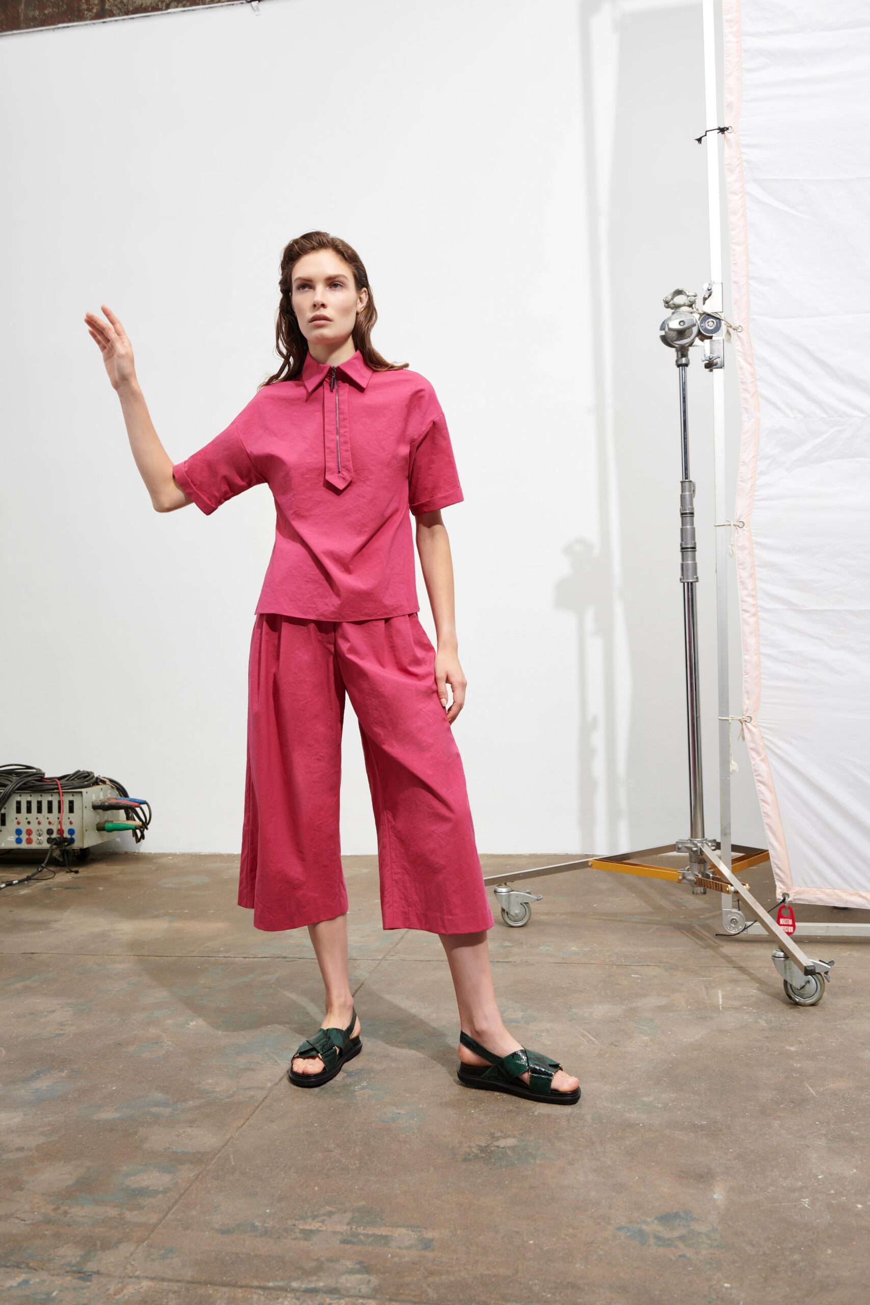 pink cotton short-sleeve collared relaxed buttoned shirt