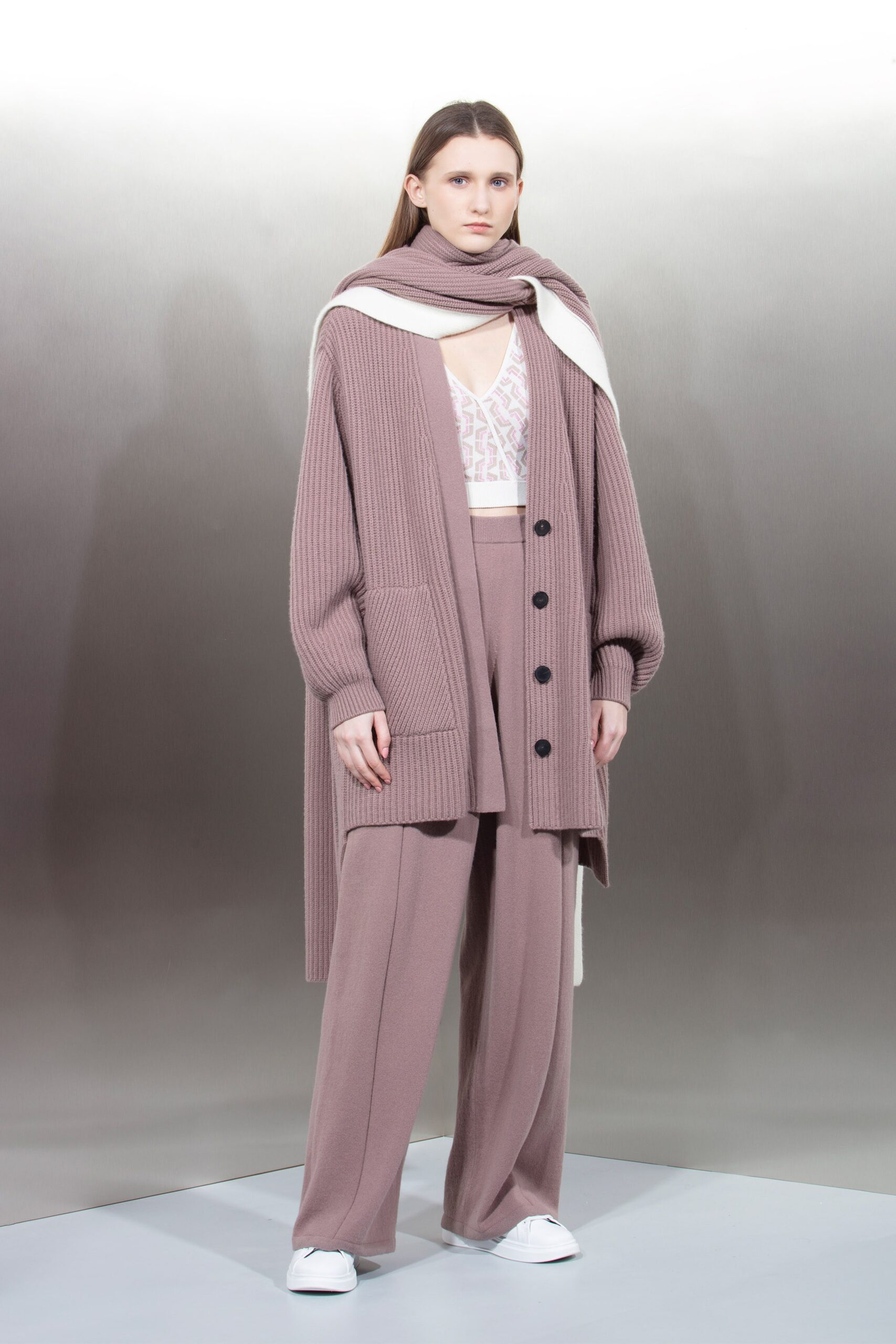 beige wool long-sleeve collared oversized buttoned pockets cardigan