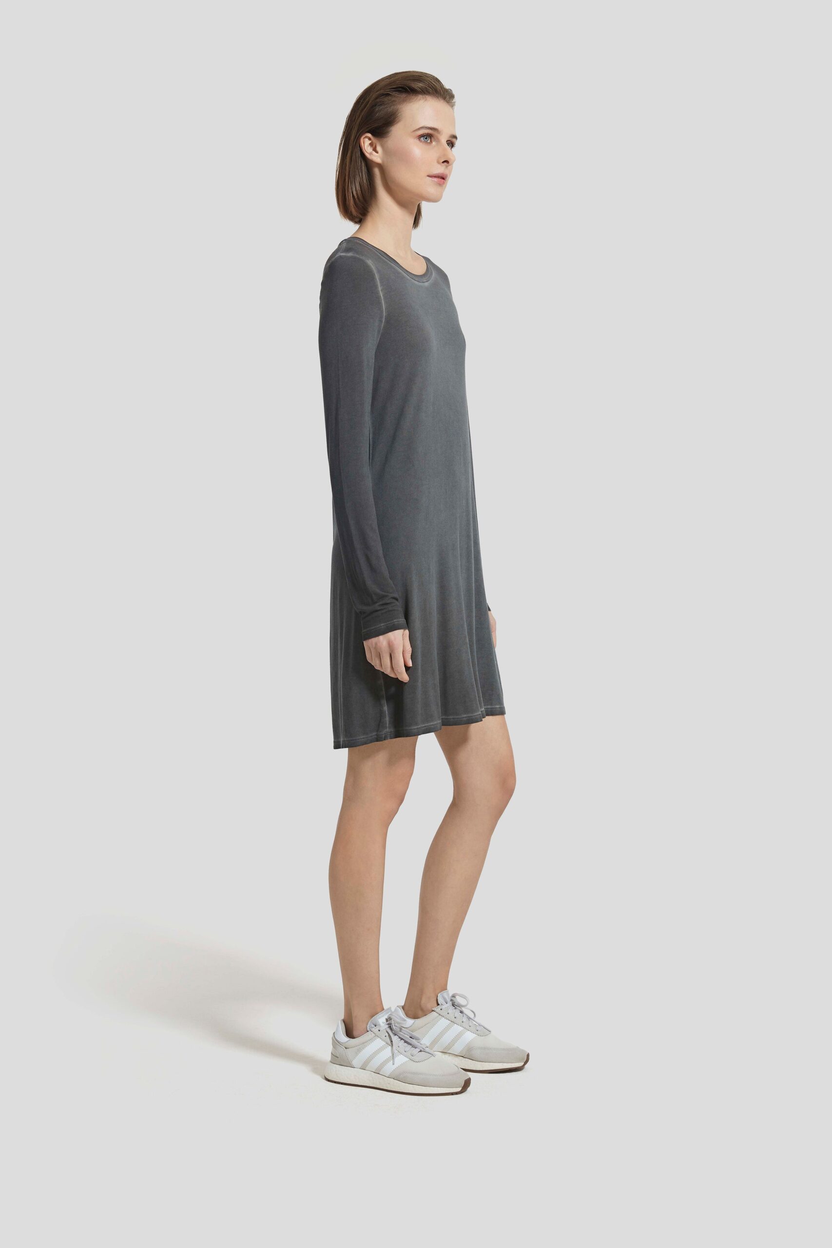 gray relaxed long-sleeve dress