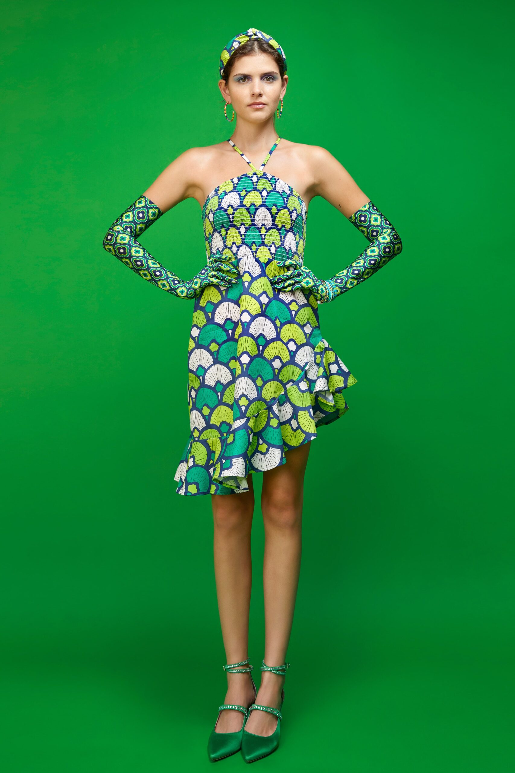 fitted mini dress with gloves