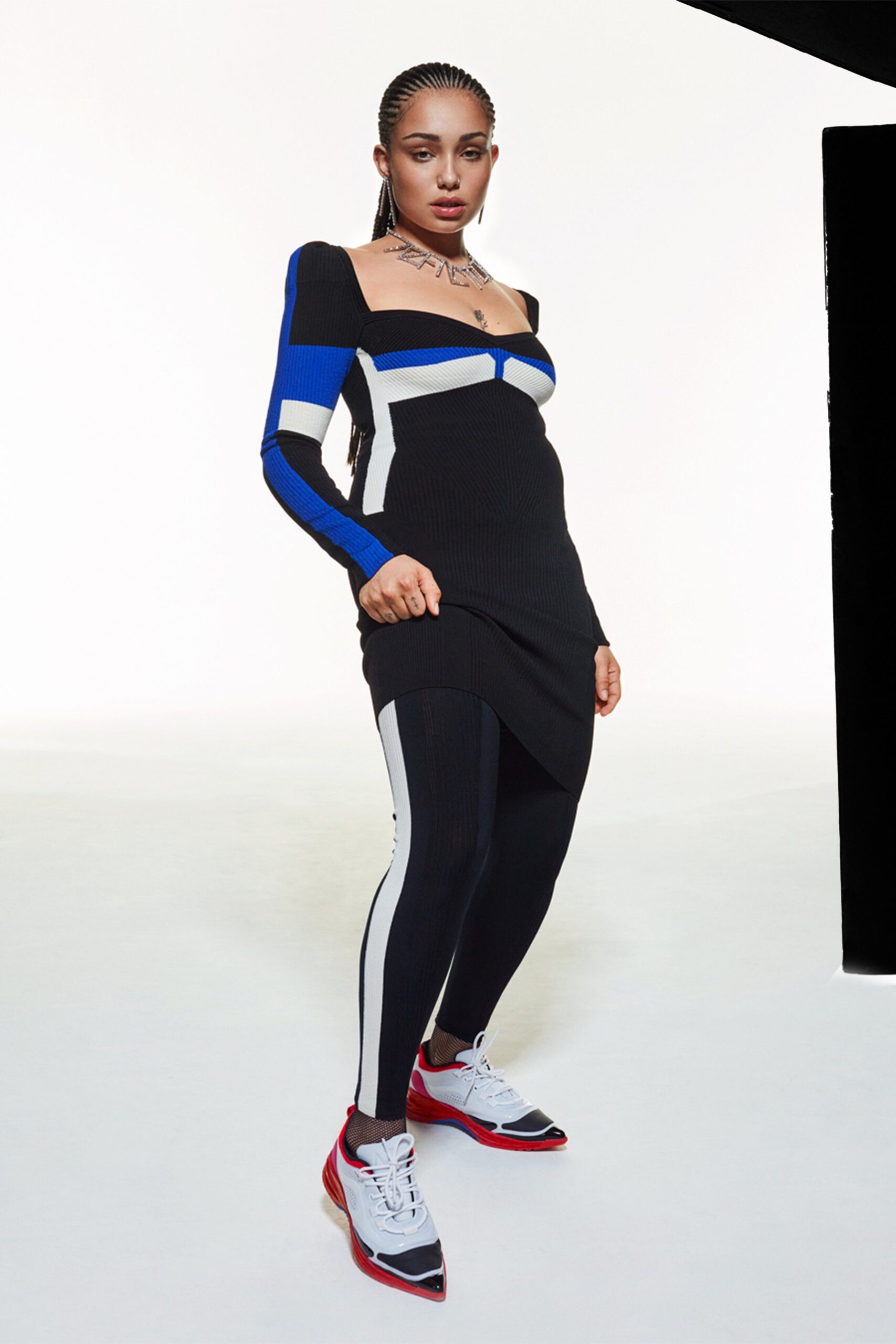 color-blocked fitted dress with leggings