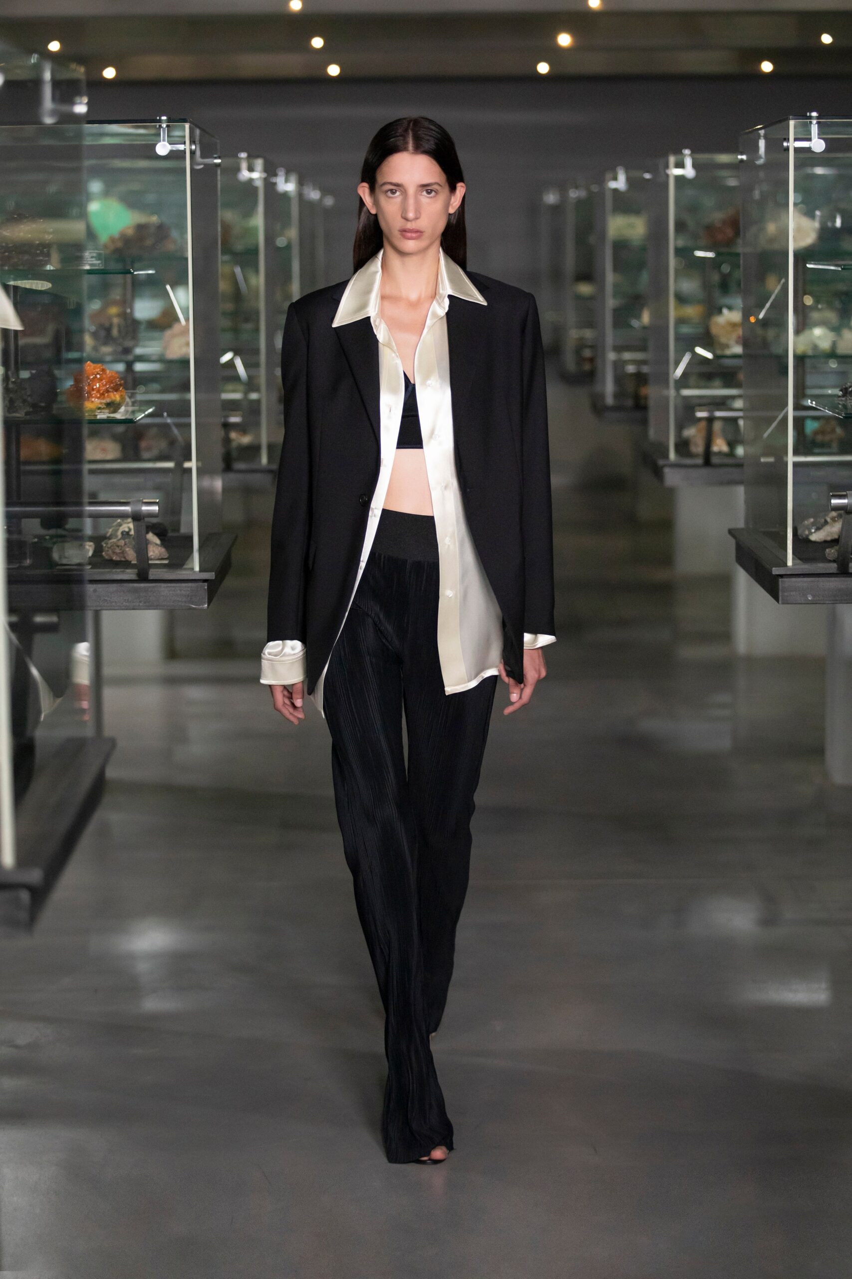 black cotton slim pleated pants
