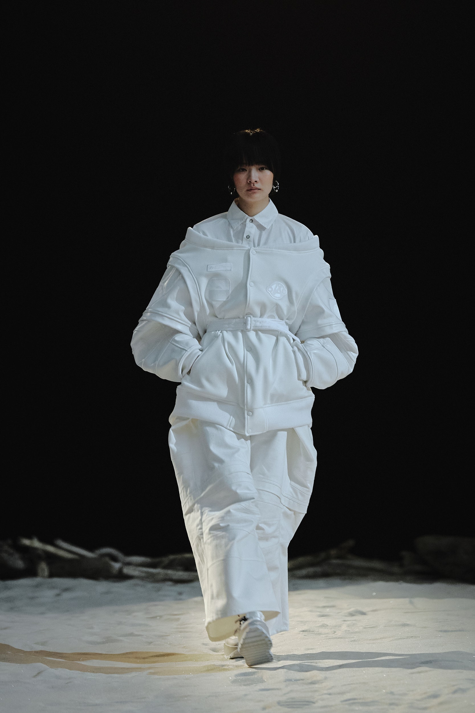 oversized white jacket and relaxed pants
