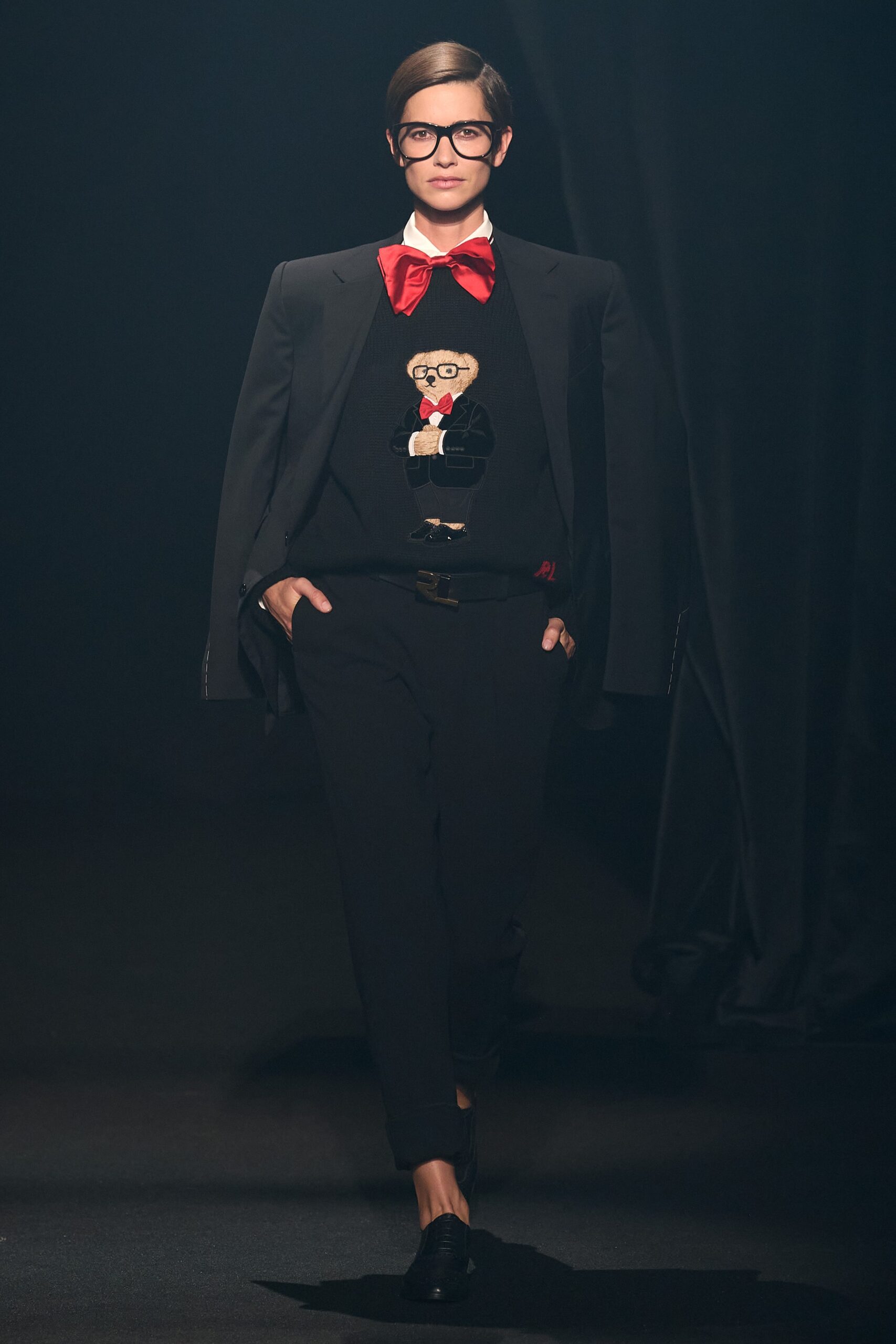 black fitted sweater with bow-tie